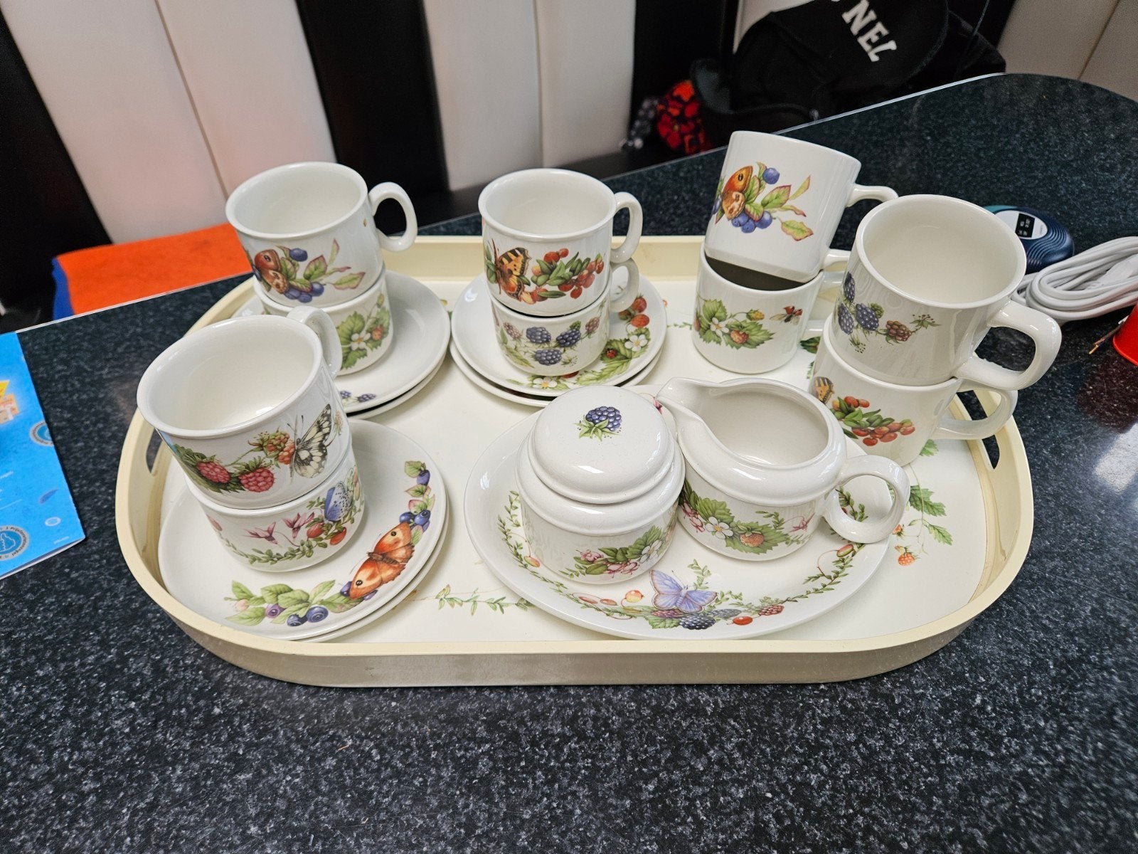 Mooie set van Marjolein Bastin, Ophalen, Porselein, Overige stijlen, Kop(pen) en/of Schotel(s)