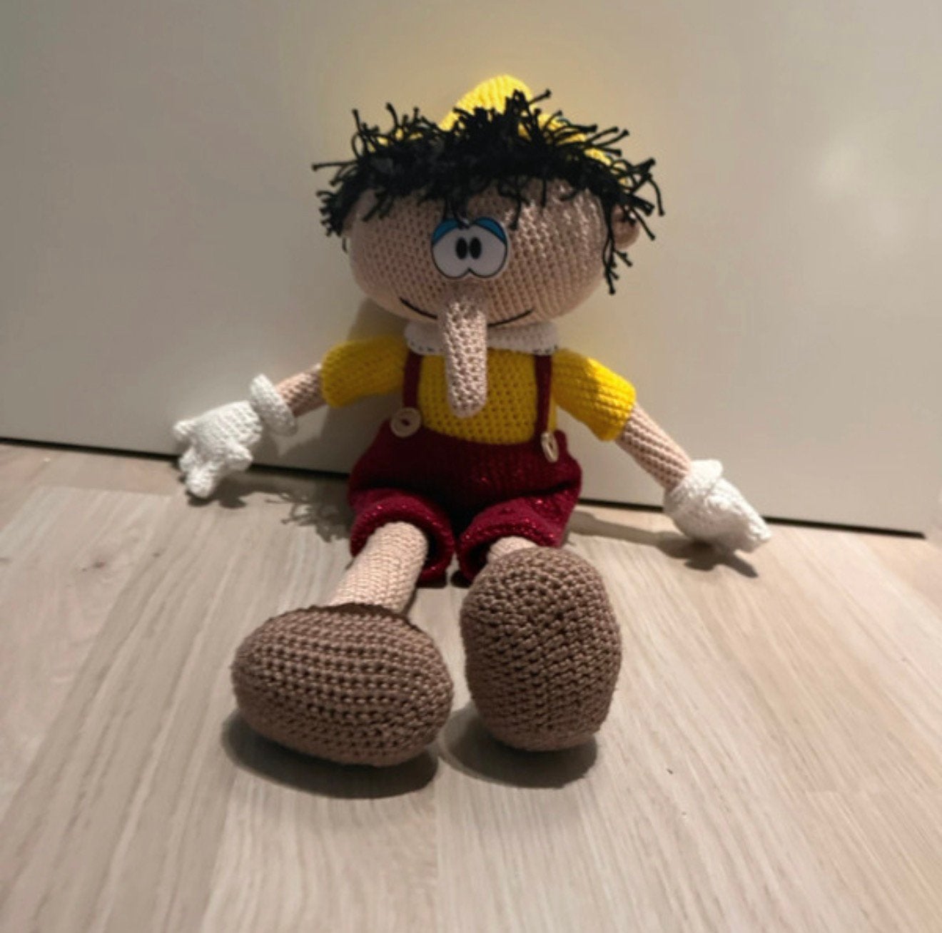 Gehaakte Pinokkio knuffel, Ophalen of Verzenden, Nieuw, Handgemaakt