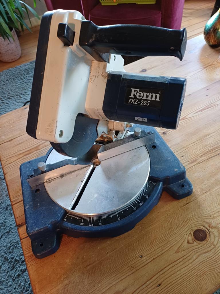 Afkortmachine, Ophalen, Gebruikt, 1200 watt of meer