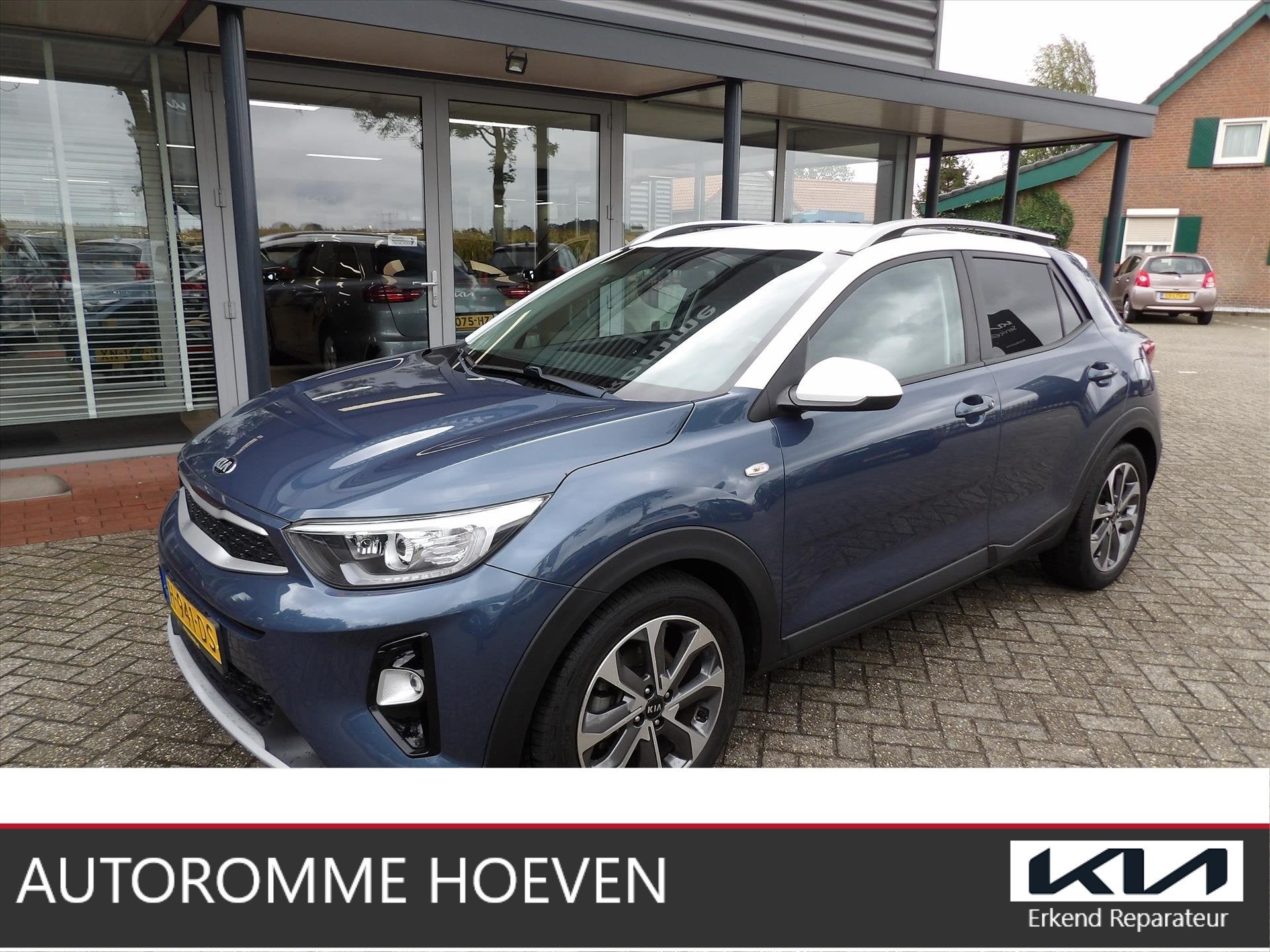 Kia Stonic 1.0 Turbo DynamicLine Org. Ned. Trekhaak, Auto's, Dealer onderhouden, Gebruikt, Blauw, 49 €/maand