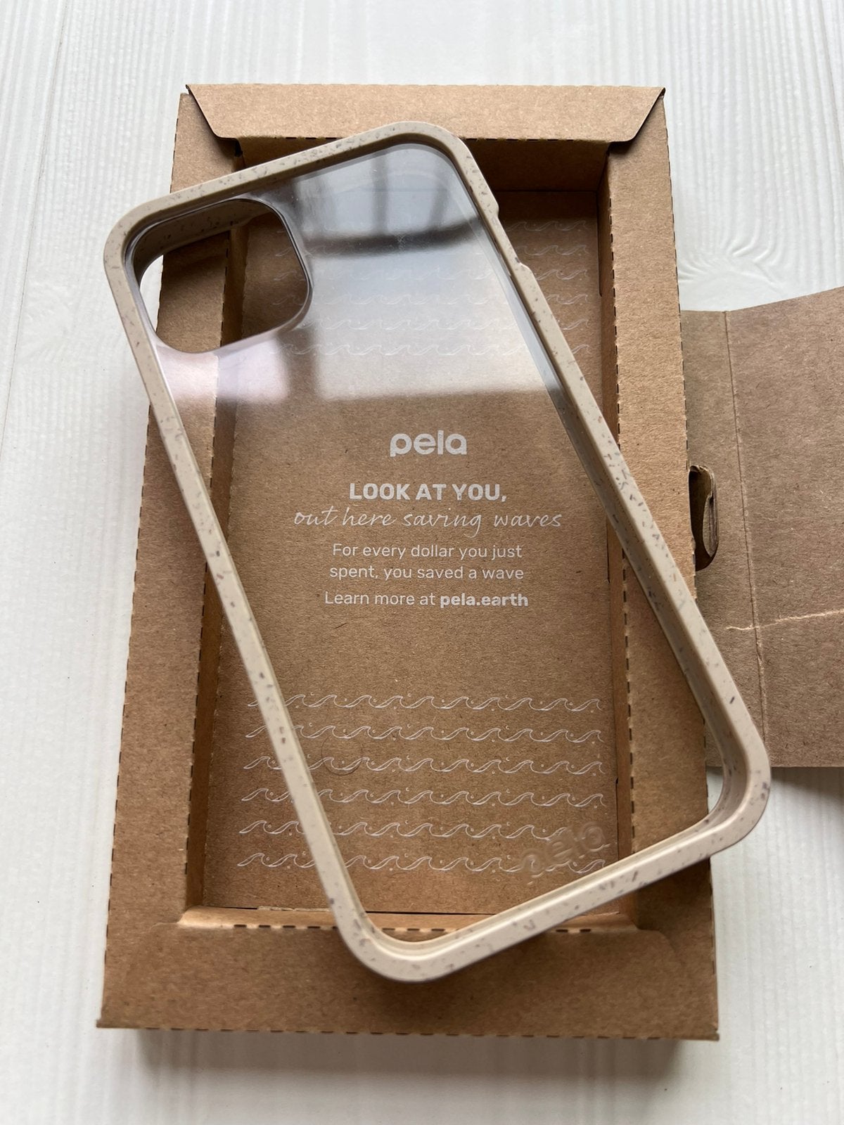 PELA iPhone 13 sustainable case, Ophalen of Verzenden, Zo goed als nieuw, IPhone 13