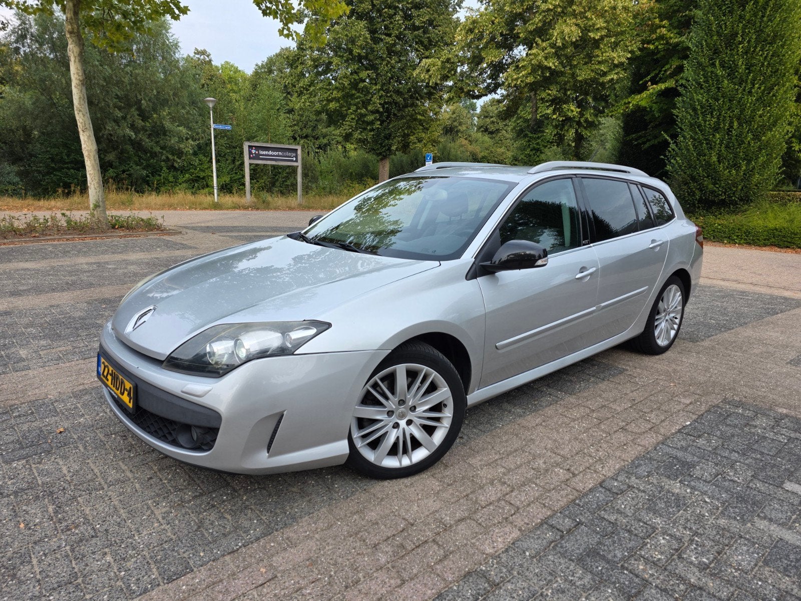 Renault Laguna 2.0 GT (205pk) Estate 2008 Grijs, Voorwielaandrijving, Zwart, 4 cilinders, Alcantara