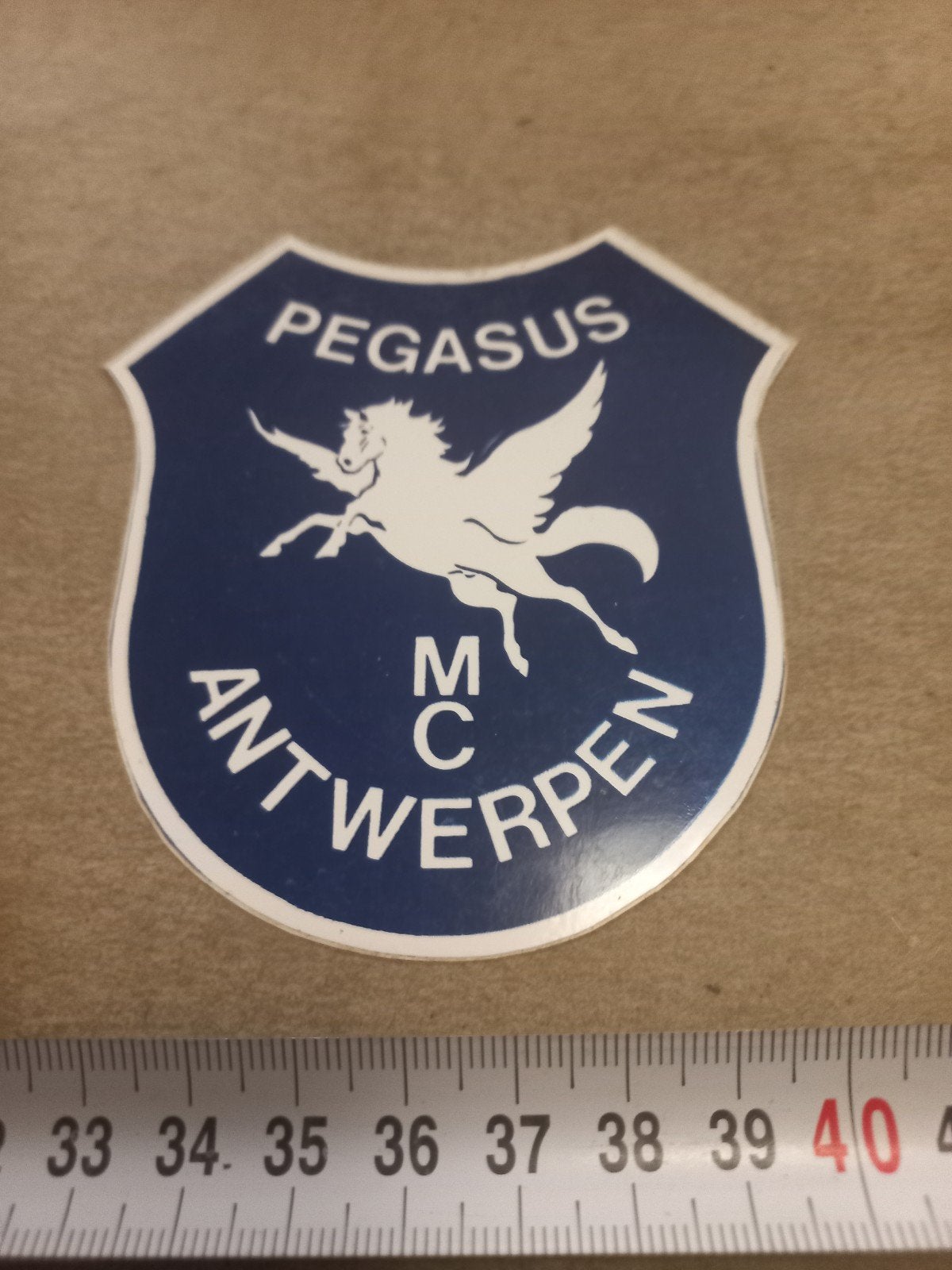 Pegasus MC Antwerpen Sticker - Motorclub Embleem, Verzamelen, Ophalen of Verzenden