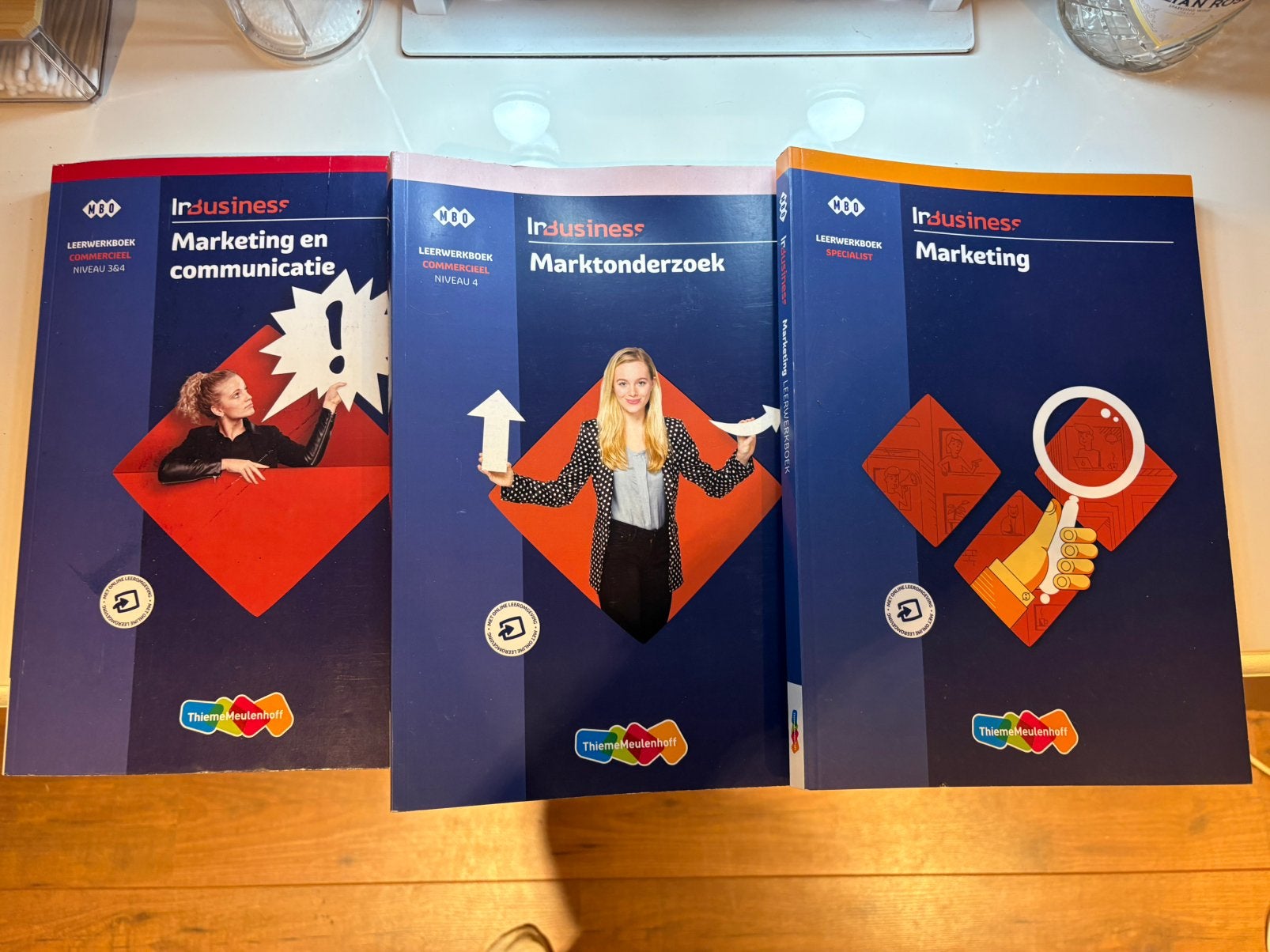 Inbusiness marketing boeken, Ophalen, Zo goed als nieuw, Overige niveaus, Overige vakken