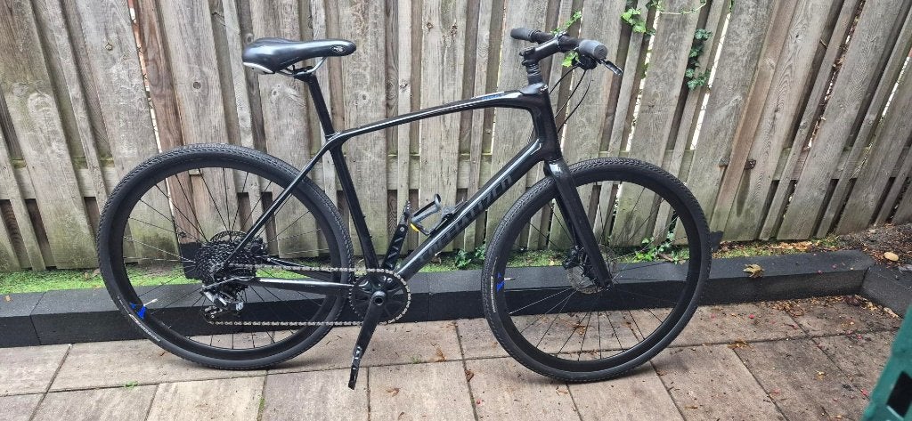 Fitnessfiets Specialised Sirrus X full carbon, 28 inch, Carbon, 10 tot 15 versnellingen, Heren