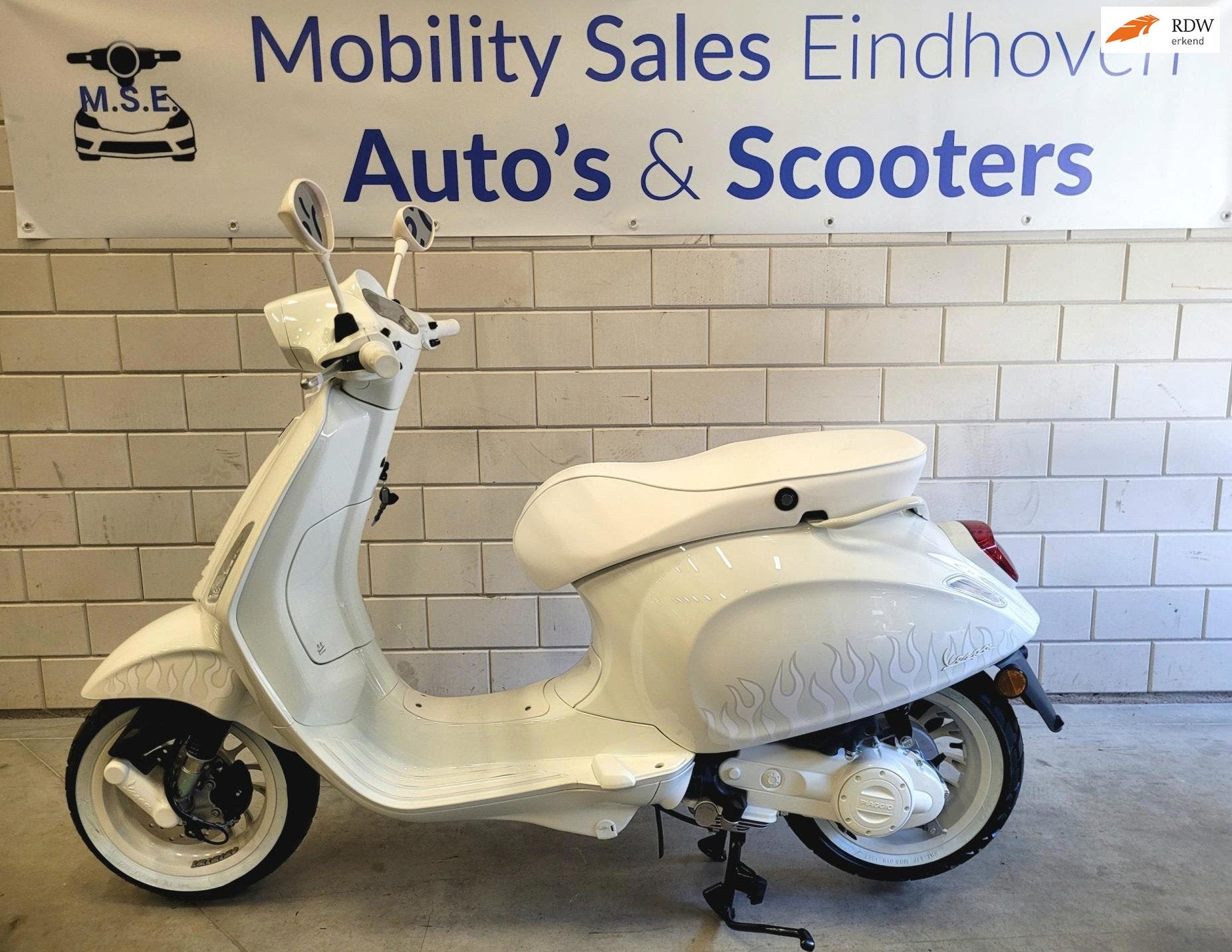 Vespa Bromscooter SPRINT JUSTIN BIEBER X VESPA 50 Nieuw, Gebruikt, Overige modellen, Service@piaggio-vespa-rwn.de, Piaggio