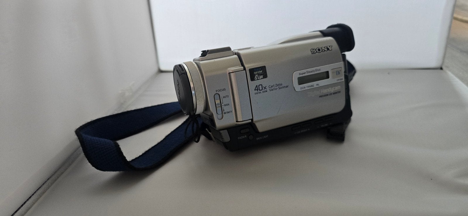 Sony DCR-TRV6E MiniDV Camcorder + Oplader, Accu en Tas, Audio, Tv en Foto, Videocamera's Digitaal, Sony, 20x of meer, Ophalen of Verzenden