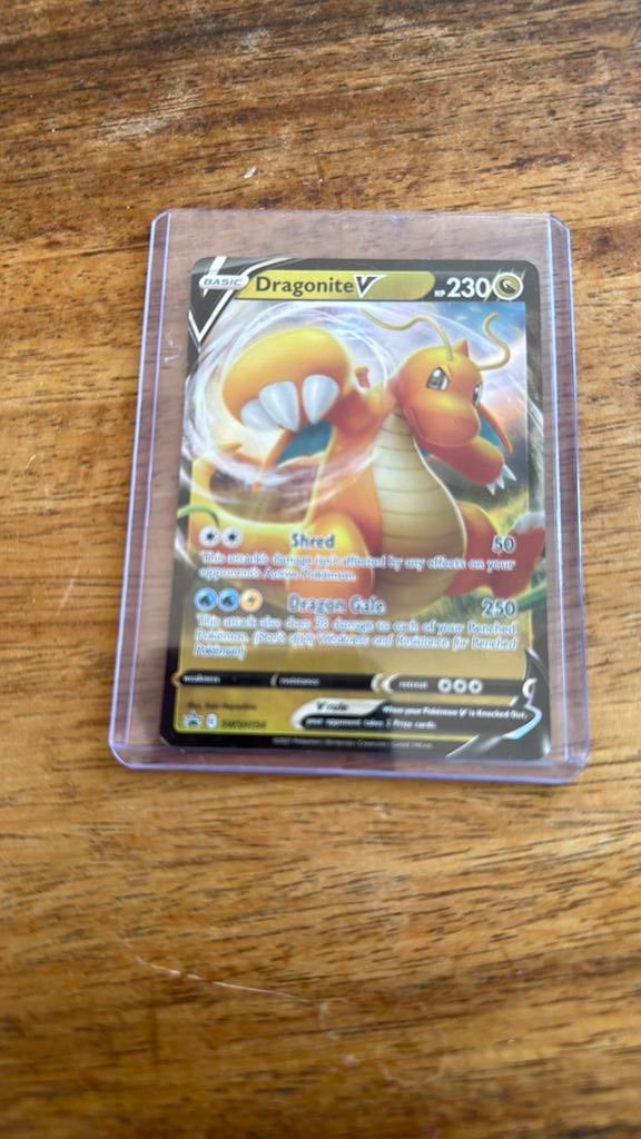 Dragonite V Pokémon Kaart SWSH154 - Zo goed als nieuw, Ophalen of Verzenden, Zo goed als nieuw, Losse kaart