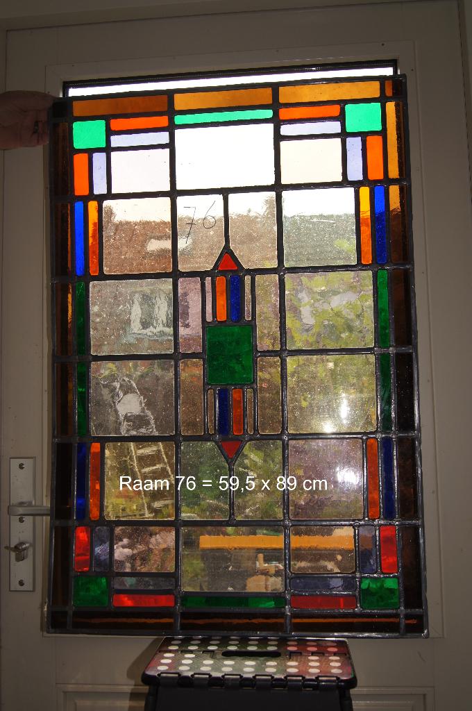Glas in Lood te koop, Ophalen