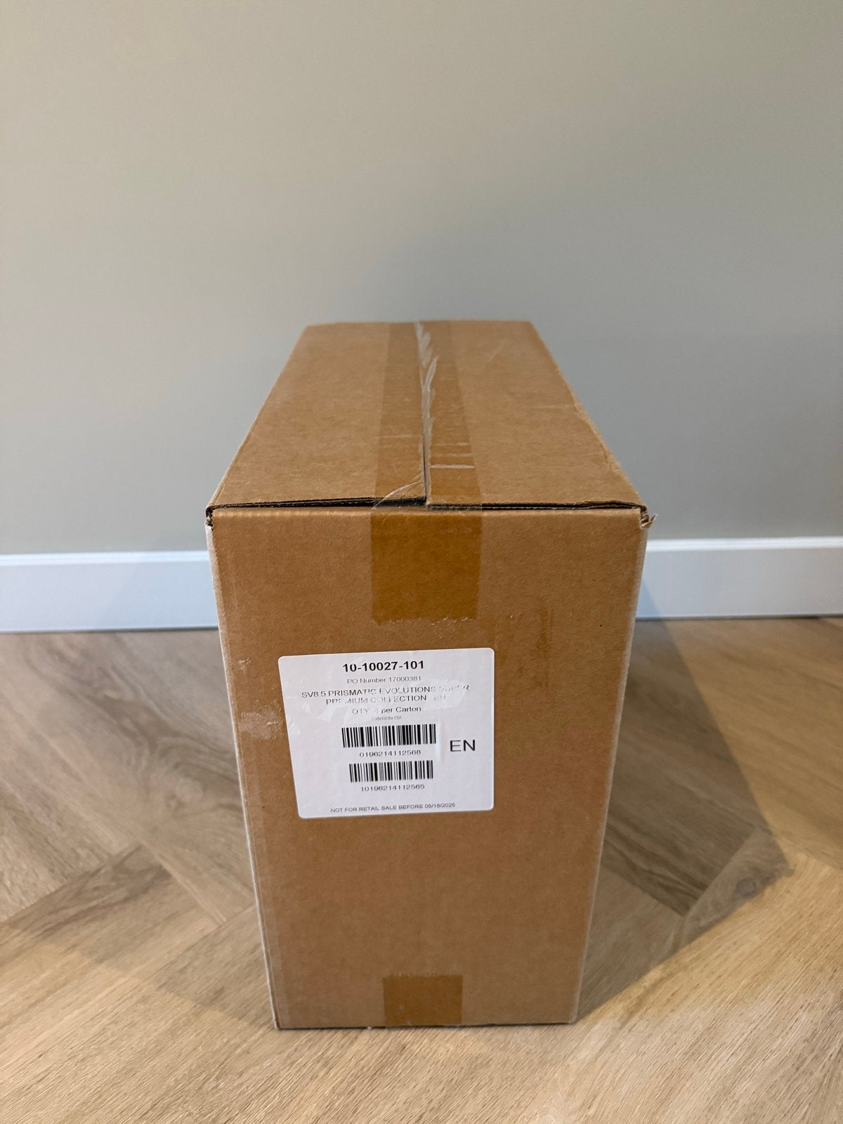Pokémon Ultra Premium Collection UPC Case (4 stuks), Ophalen, Nieuw, Booster, Foil