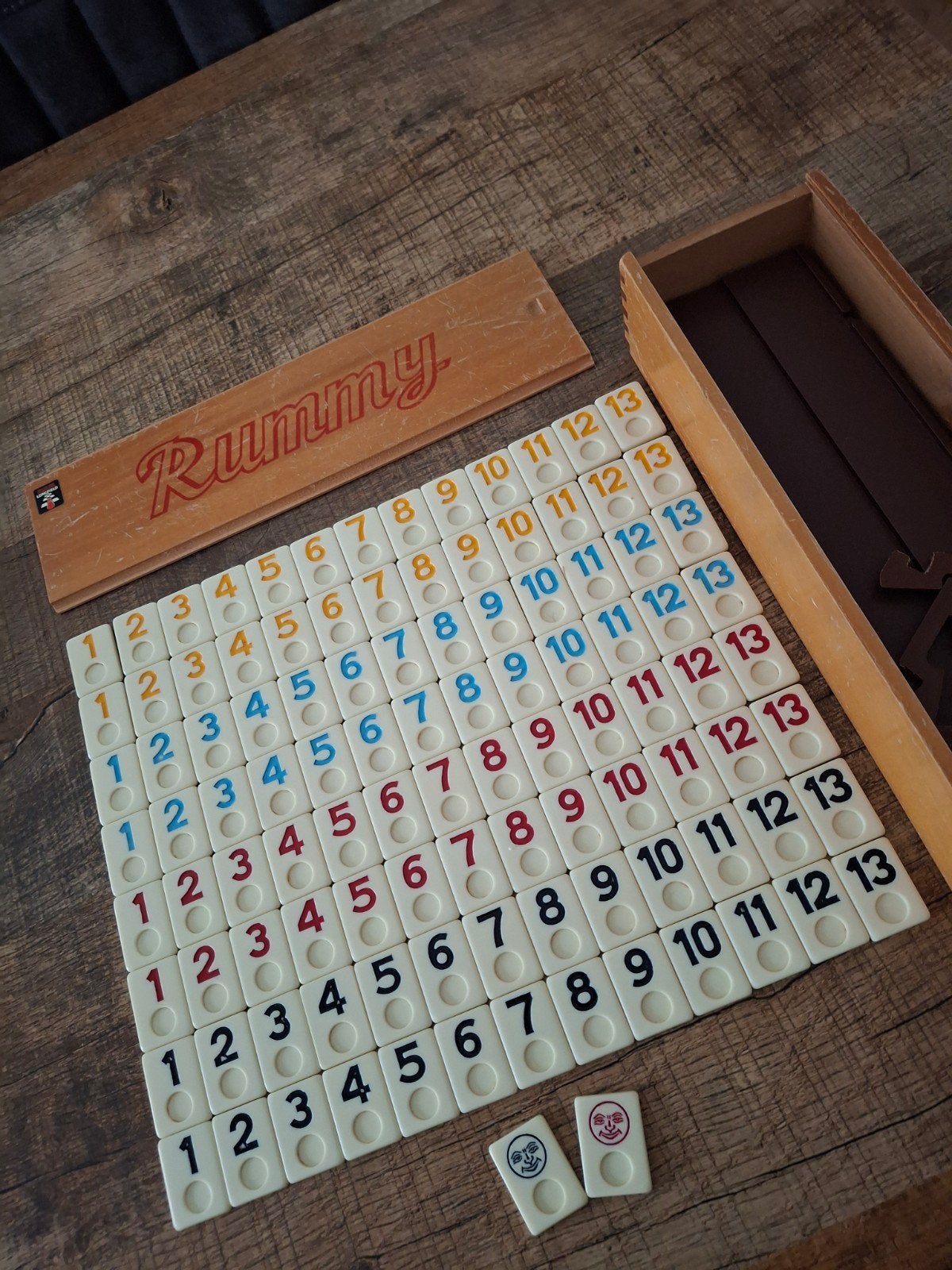 Rummikub in houten kist  longfield, Ophalen of Verzenden