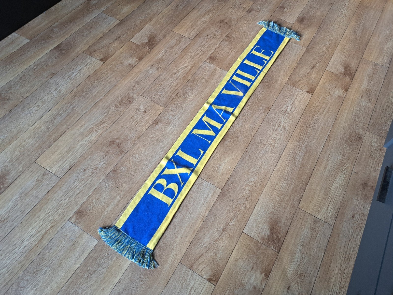 Union SG skyline voetbalsjaal, Verzamelen, Ophalen of Verzenden, Nieuw, Buitenlandse clubs, Vaantje of Sjaal
