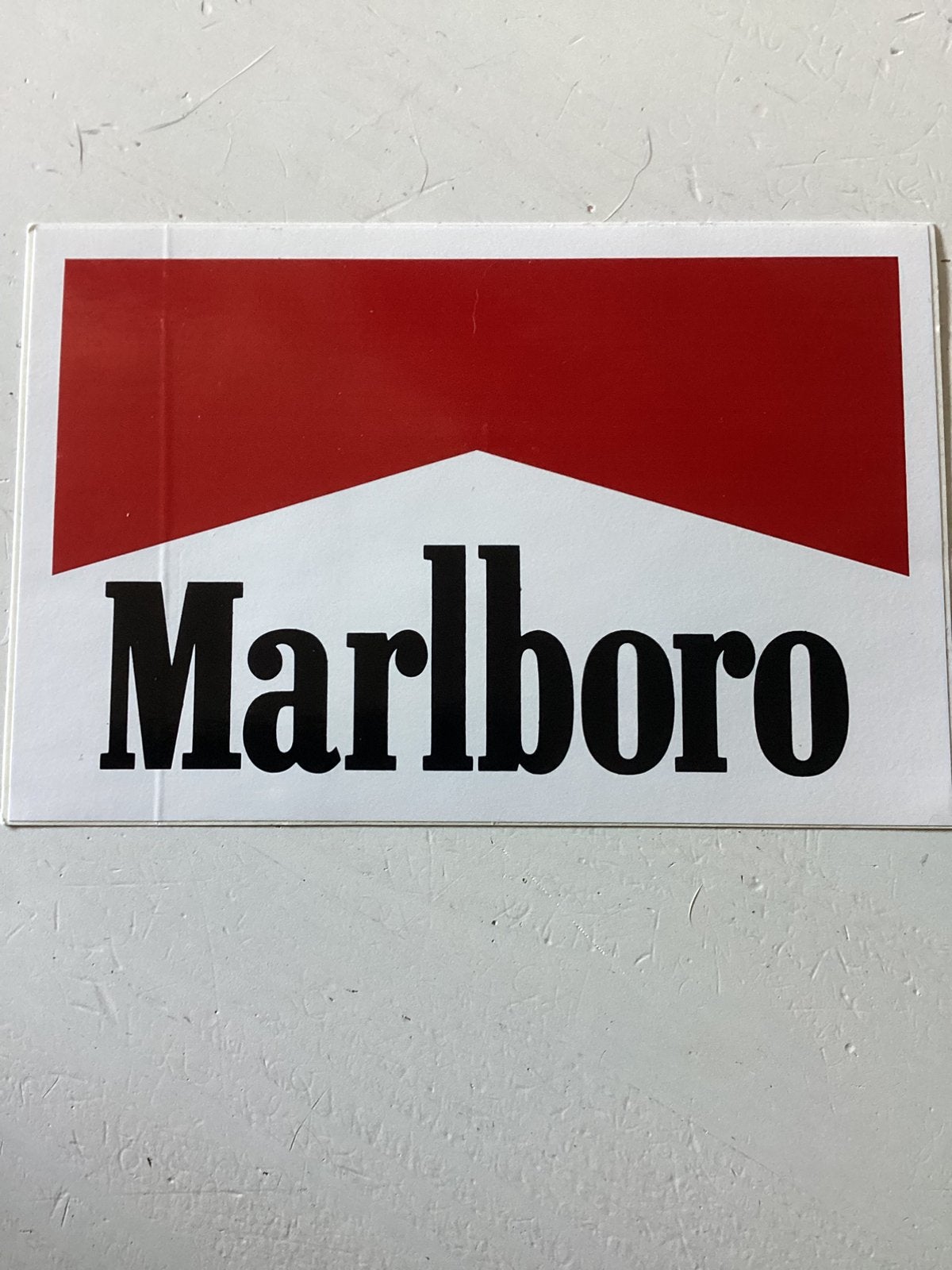 Sticker Marlboro (logo), Verzenden, Zo goed als nieuw, Merk