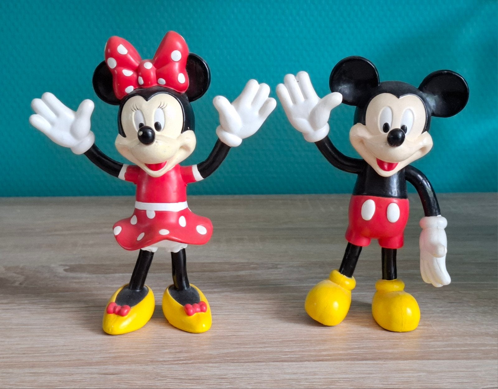 Mickey en Mini Mouse uit Disneyland Paris., Ophalen, Mickey Mouse, Zo goed als nieuw, Beeldje of Figuurtje