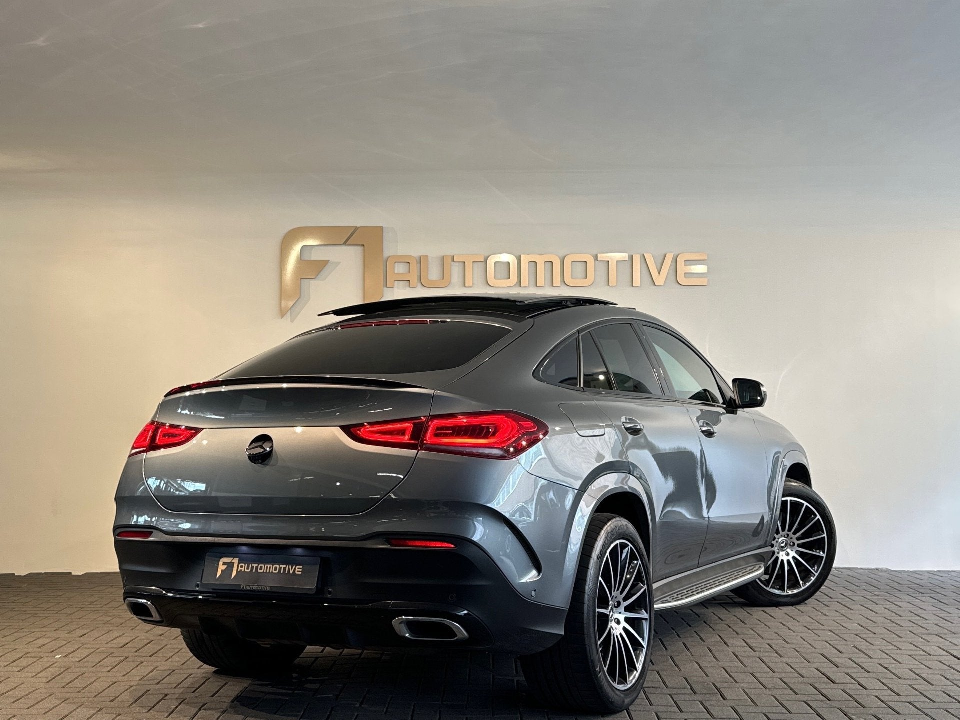 Mercedes-Benz GLE-klasse Coupé 350 e 4MATIC Pano|Burmester, Auto's, Dealer onderhouden, Gebruikt, 4 cilinders, 2525 kg
