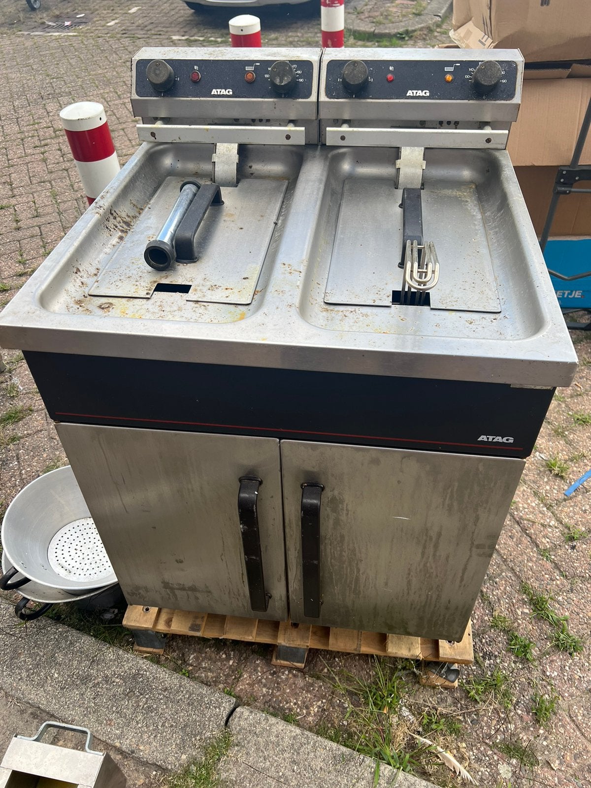 Horeca ATAG frituurpan + 4-pits gasfornuis – MOET WEG!, 4 liter of meer, Ophalen, Zo goed als nieuw