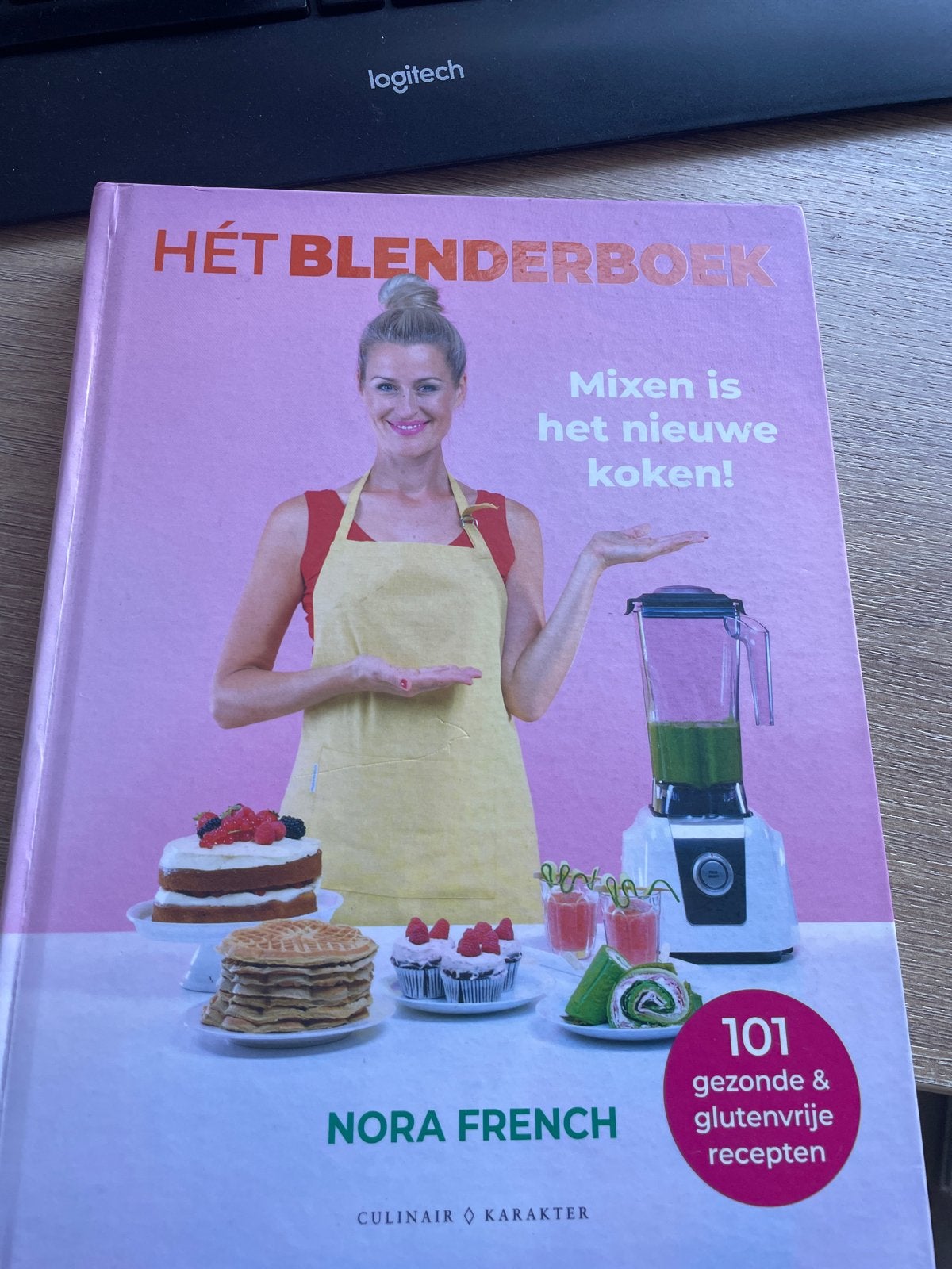 Hét Blenderboek: 101 gezonde & glutenvrije recepten, Boeken, Voorgerechten en Soepen, Ophalen of Verzenden, Zo goed als nieuw
