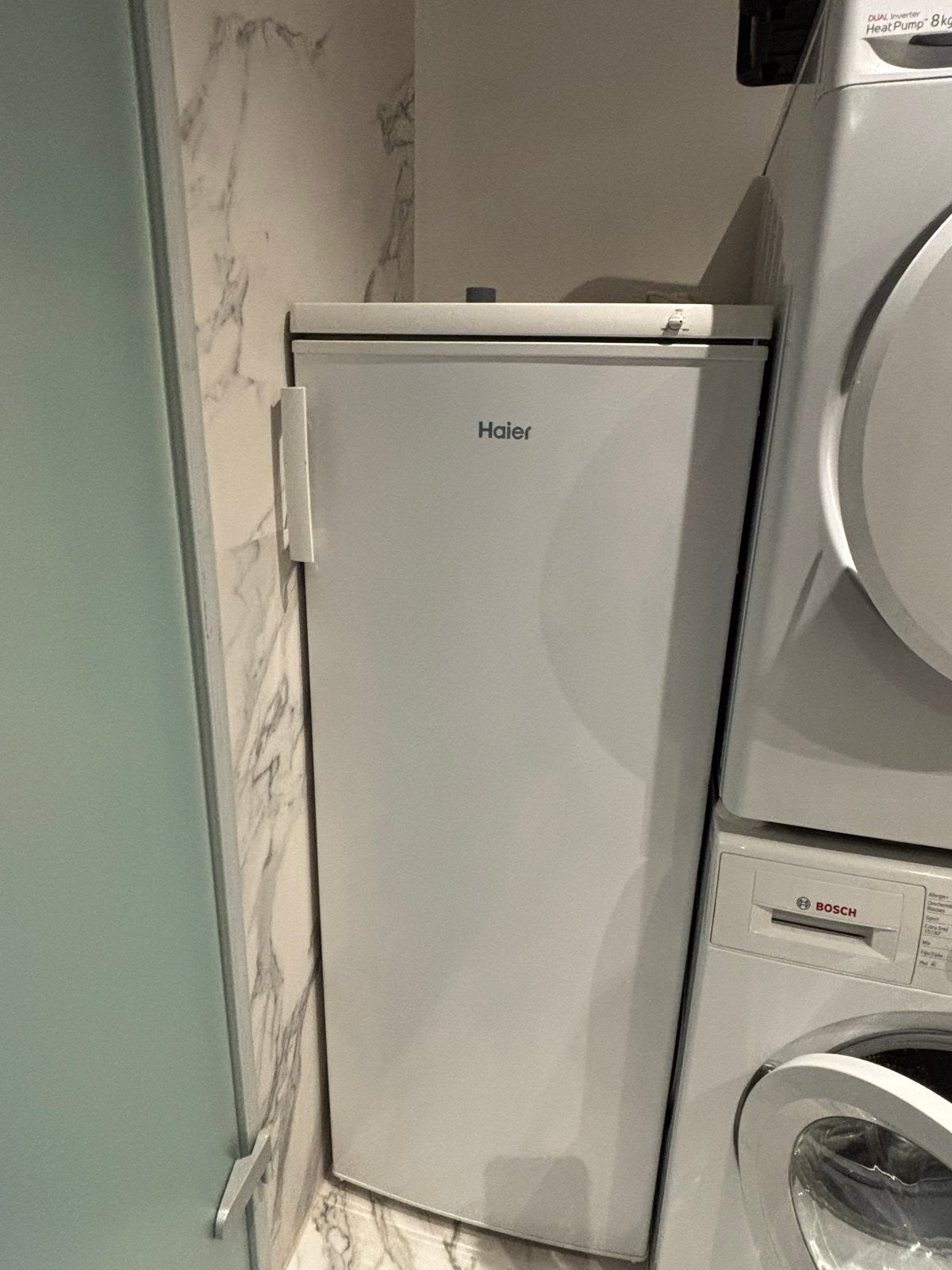 Haier Vrieskast met 6 Lades - Compact en Efficiënt, Witgoed en Apparatuur, Gebruikt, Minder dan 60 cm, 140 tot 160 cm, Vrijstaand