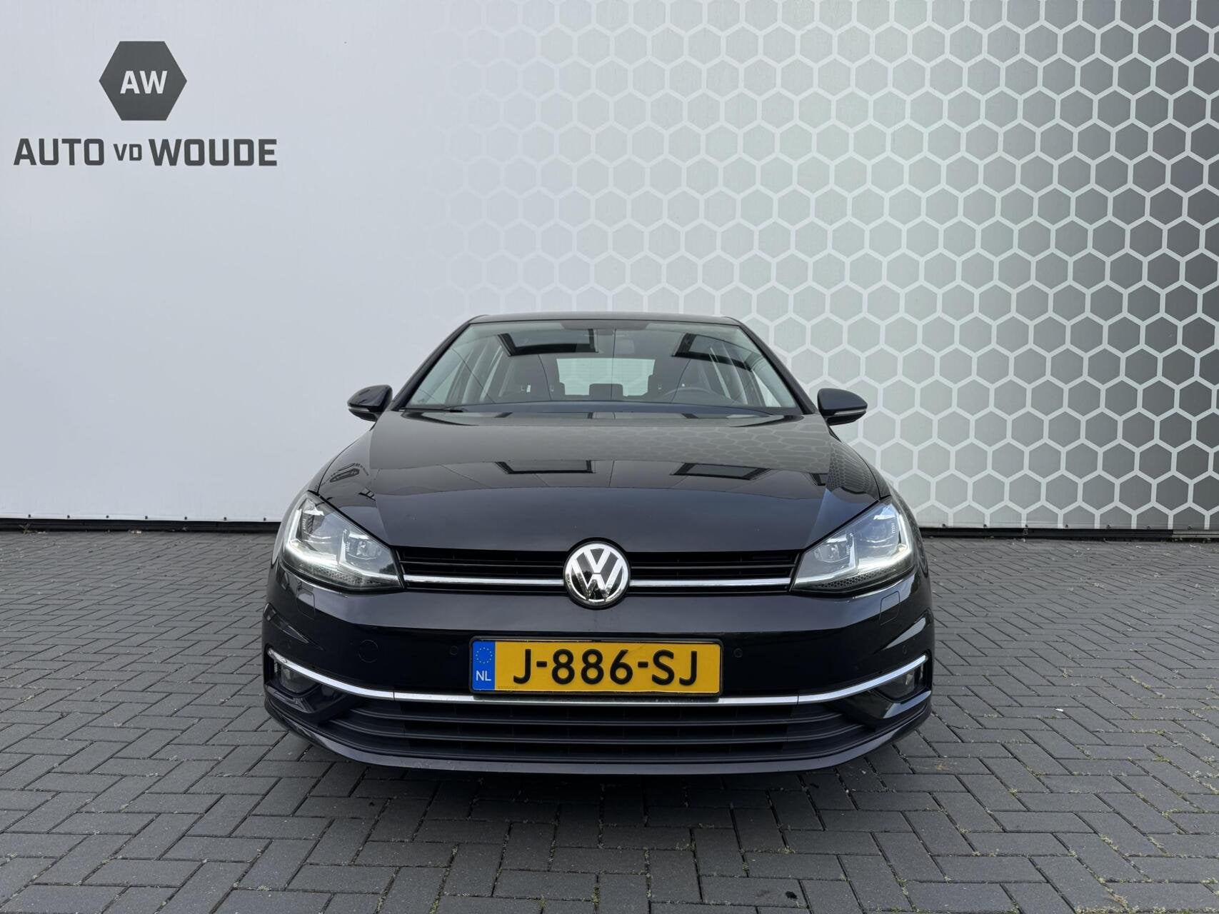VW Golf 7.5 1.4 TSI Highline Stoelverwarming LED Carplay, Voorwielaandrijving, 125 pk, Gebruikt, 4 cilinders