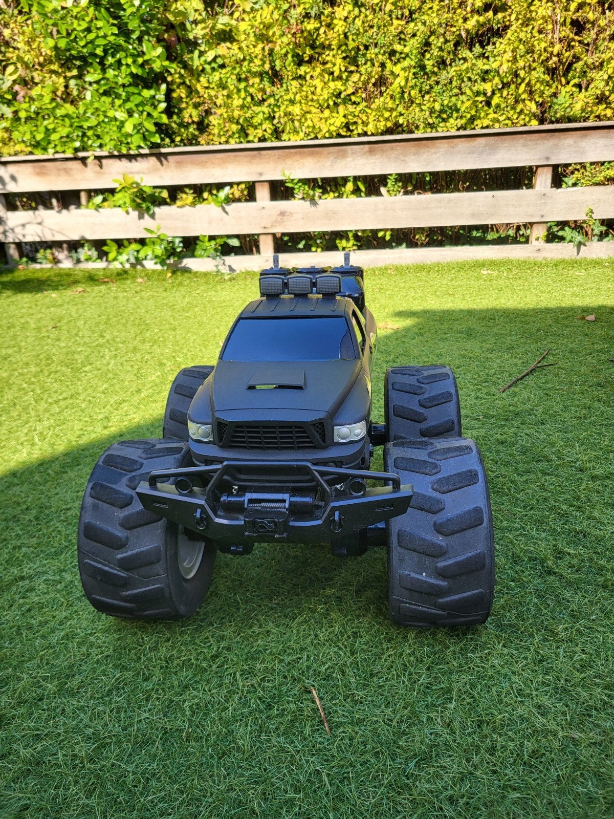 RC Monster Truck - afstand bestuurbare auto, Gebruikt, Auto offroad, RTR (Ready to Run), Overige schalen