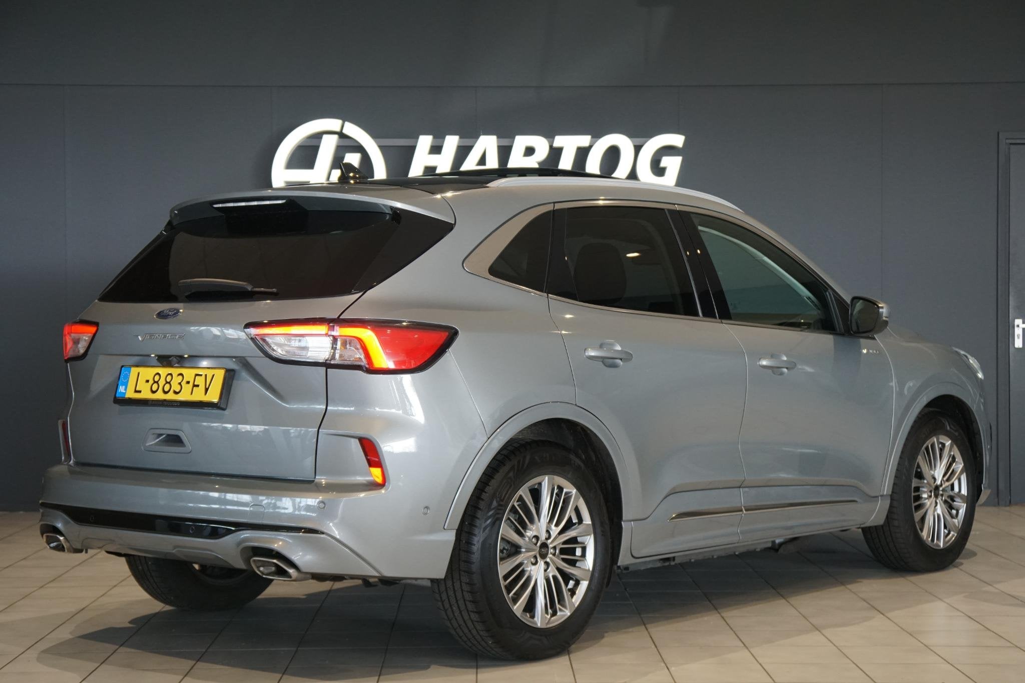Ford Kuga 2.5 PHEV Vignale + PANORAMA / HEAD-UP / B&O / LEDE, 14 kWh, Gebruikt, Euro 6, 4 cilinders