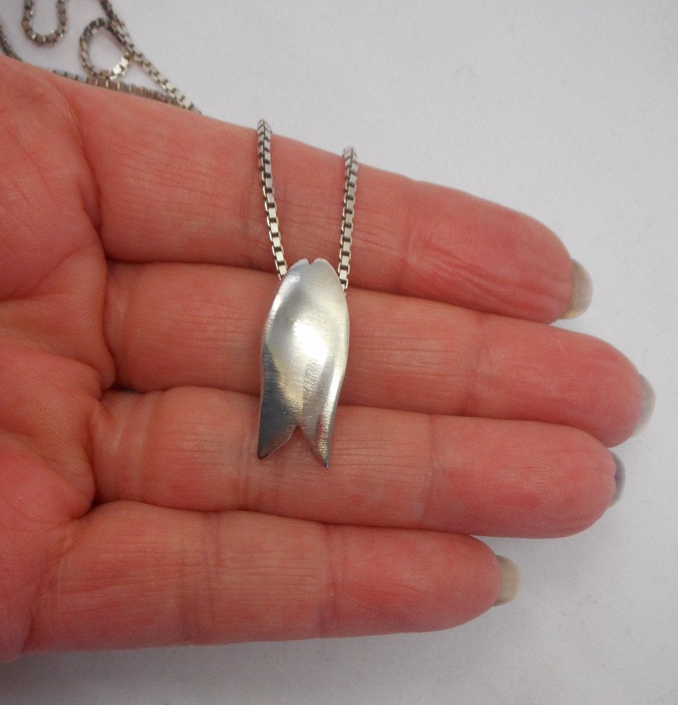 Zilveren ketting met tulp hanger nr.514, Sieraden, Tassen en Uiterlijk, Met hanger, Verzenden, Zo goed als nieuw, Zilver