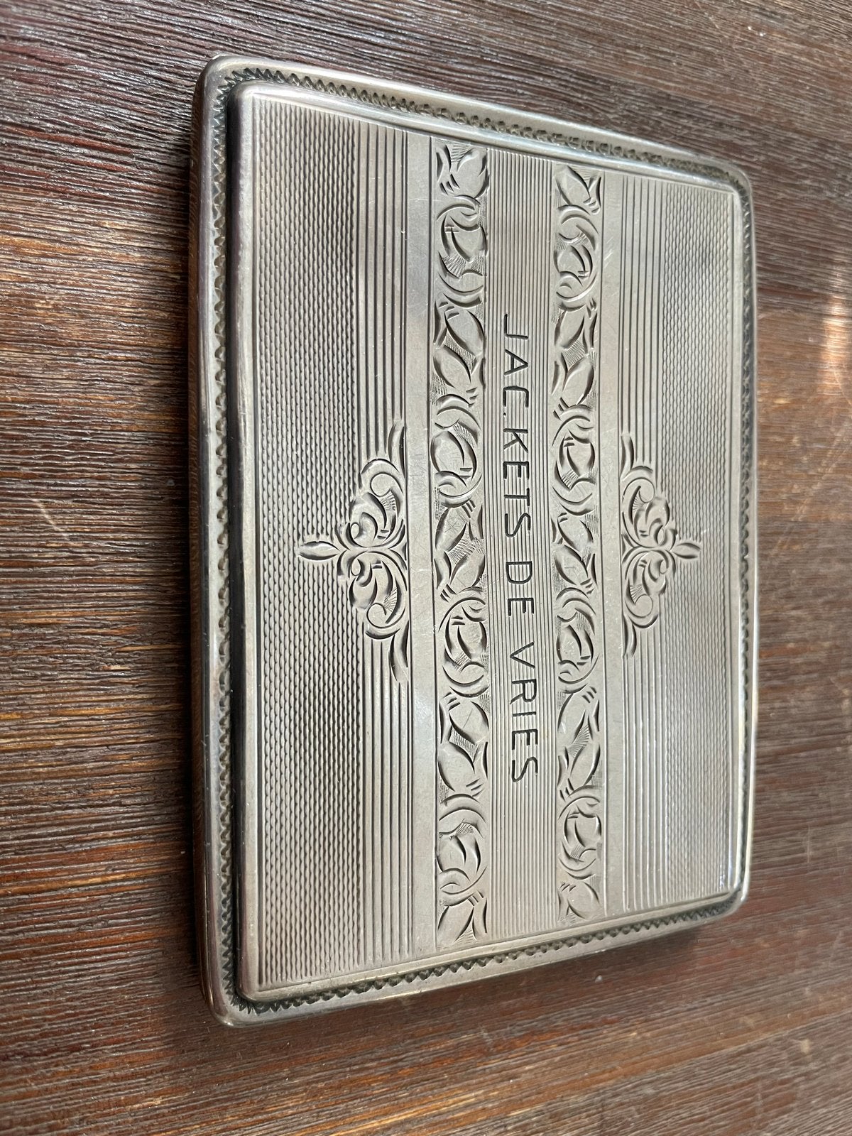 Antieke Zilveren Sigarettendoos 900 met Gravure, Ophalen of Verzenden, Zilver