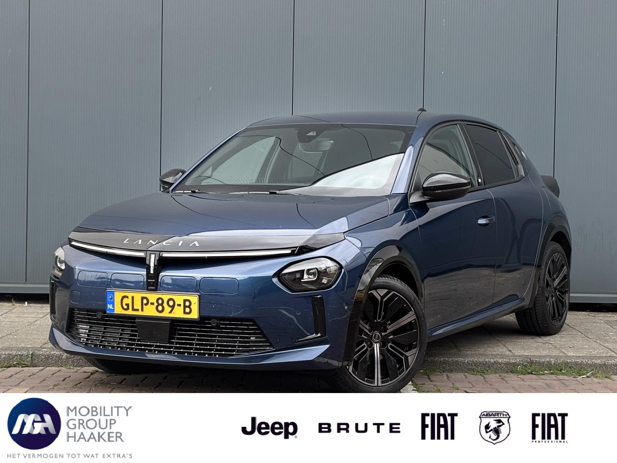 Lancia Ypsilon Edizione Limitata Cassina Navigatie | Apple c, Auto's, Gebruikt, 156 pk, Automatische klimaatregeling, Blauw
