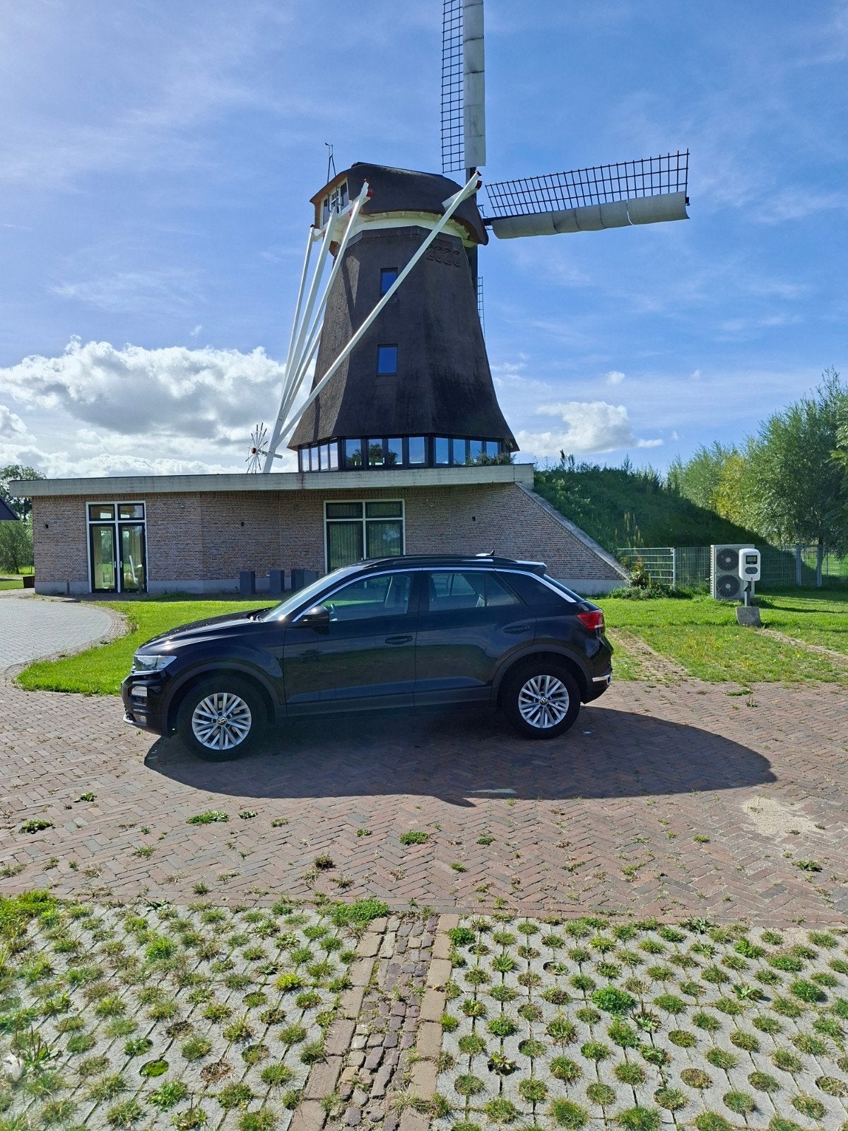 Volkswagen T-Roc 1.5 TSI 150pk 7-DSG 2021 Zwart, 1254 kg, 1498 cc, Zwart, 4 cilinders