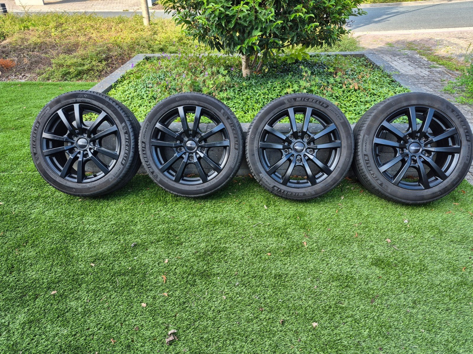 Zomerbanden met zwarte velgen 18inch - Michelin Primacy 245/, Ophalen, Gebruikt