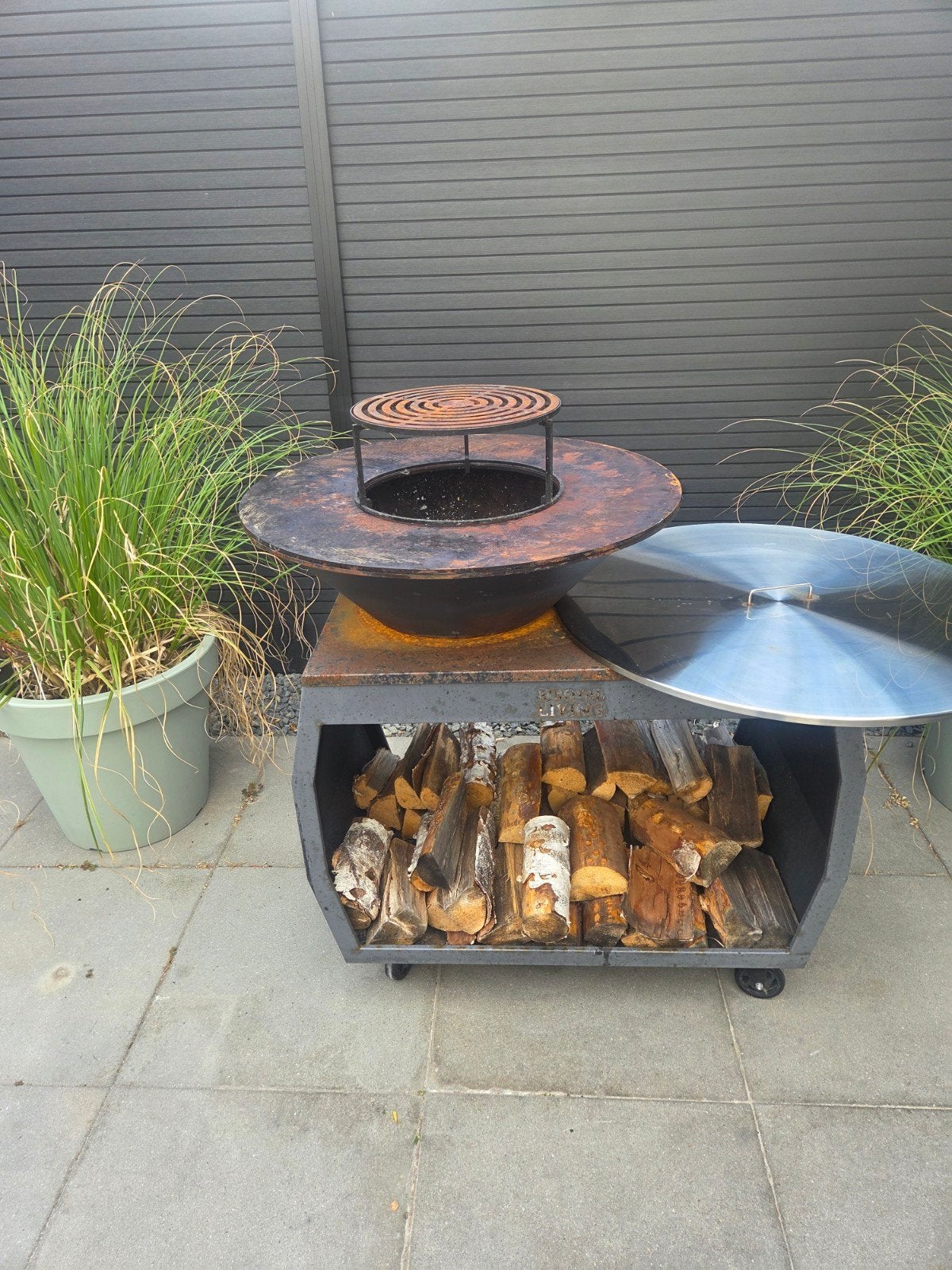 Plancha/barbecue  cortenstaal Royal living compleet Big Jack, Tuin en Terras, Houtskoolbarbecues, Ophalen of Verzenden, Gebruikt