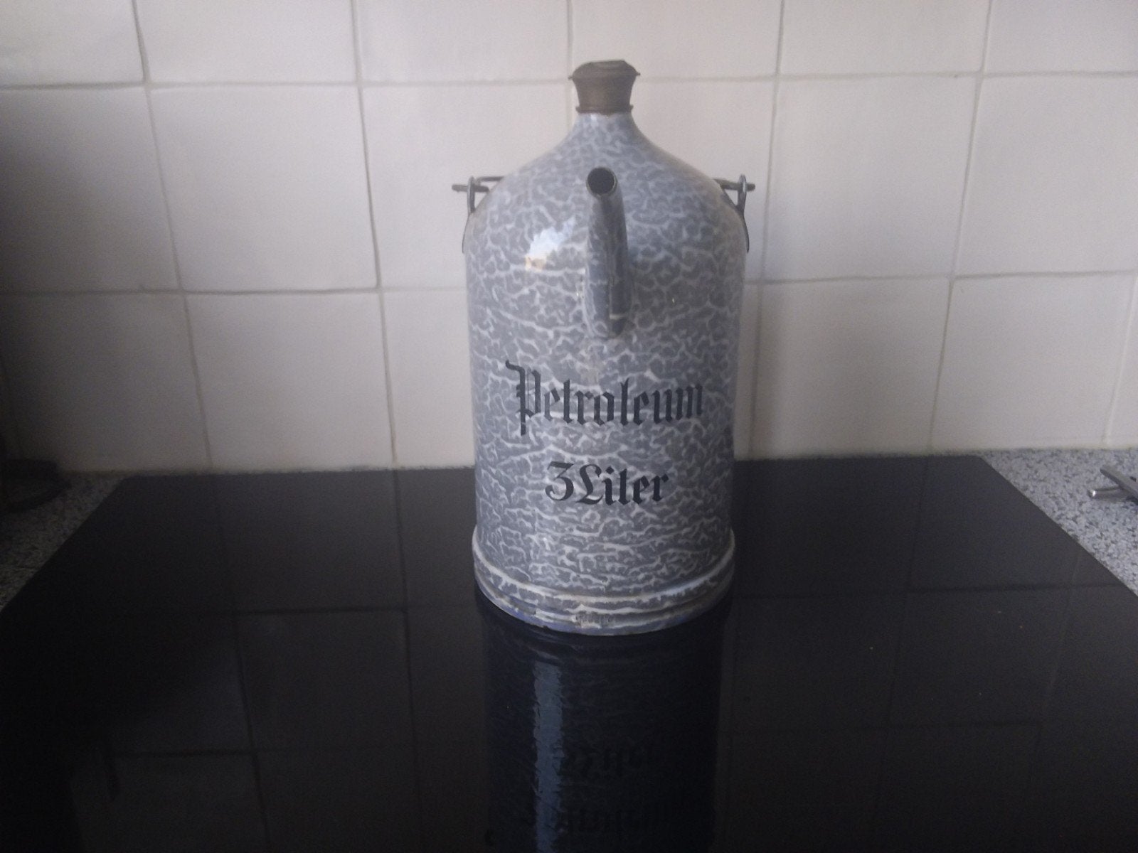 Petroleumkan, Antiek en Kunst, Antiek | Emaille, Ophalen of Verzenden