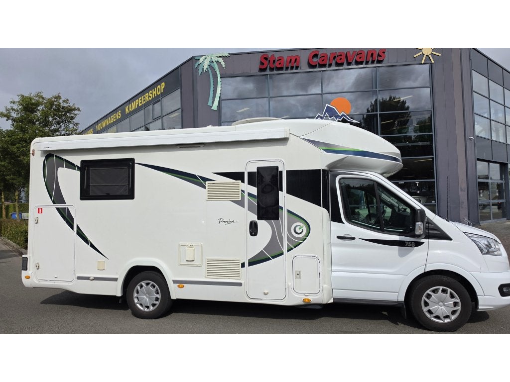 Chausson Titanium Premium 758 AUTOMAAT queensbed en hefbed, Caravans en Kamperen, Automaat, Douche, Ringverwarming, Ford