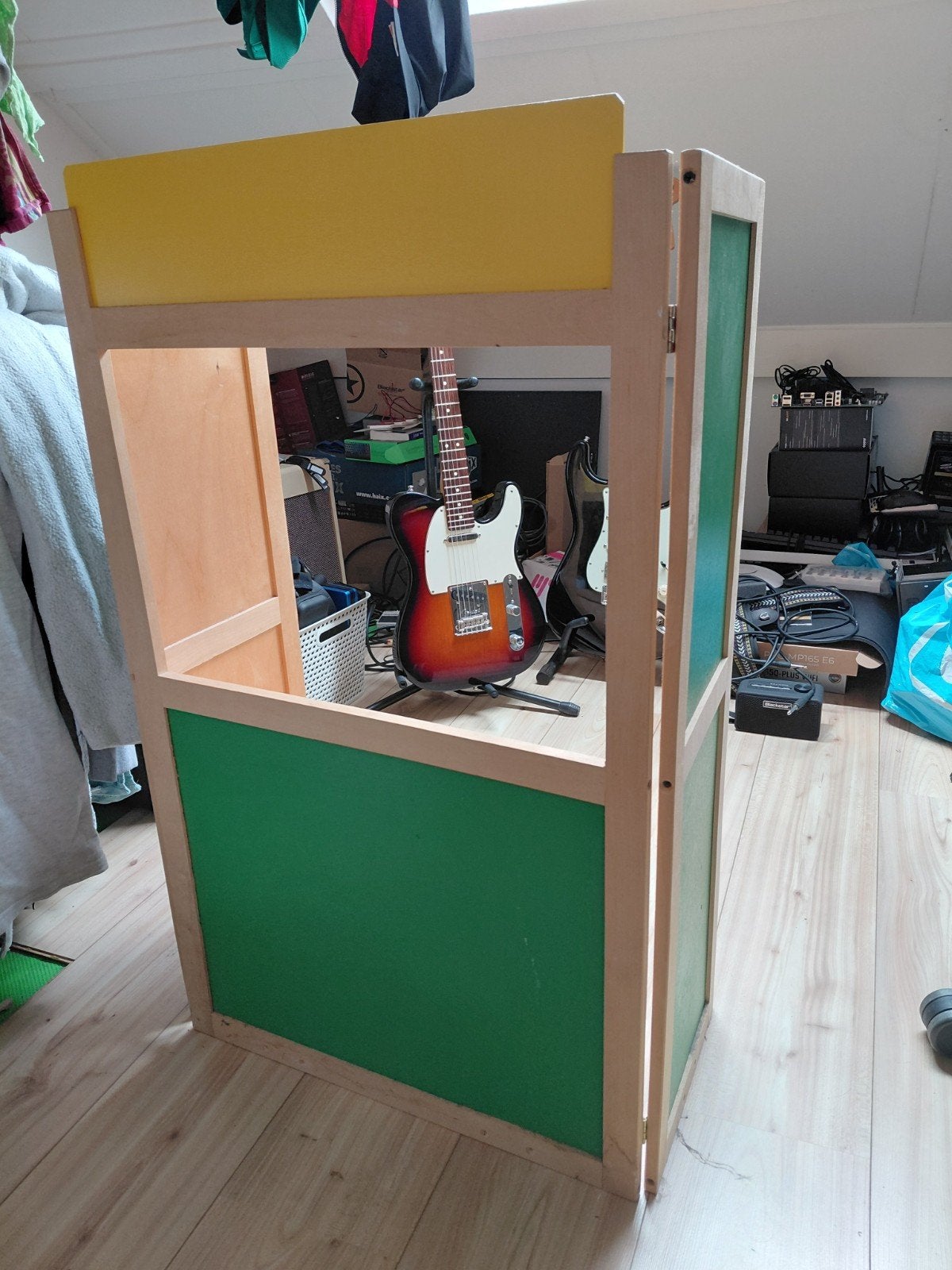 Poppenkast, Ophalen