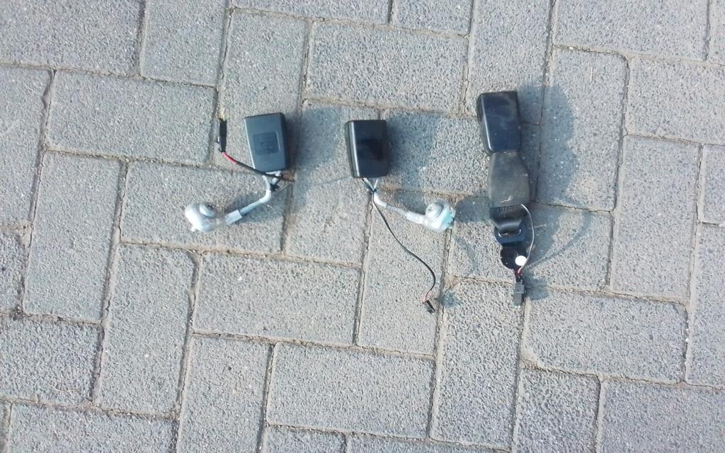 ONDERGORDEL GORDEL SET ACHTERBANK BMW 5 SERIE F10 F11, Auto-onderdelen, Interieur en Bekleding, Niet ingevuld, Gebruikt, Niet ingevuld