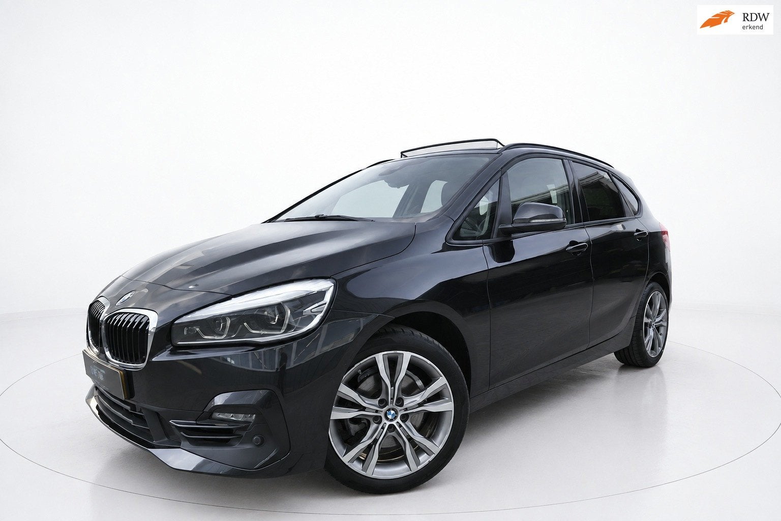 BMW 2-serie Active Tourer 220i High Executive PANO SFEERVERL
