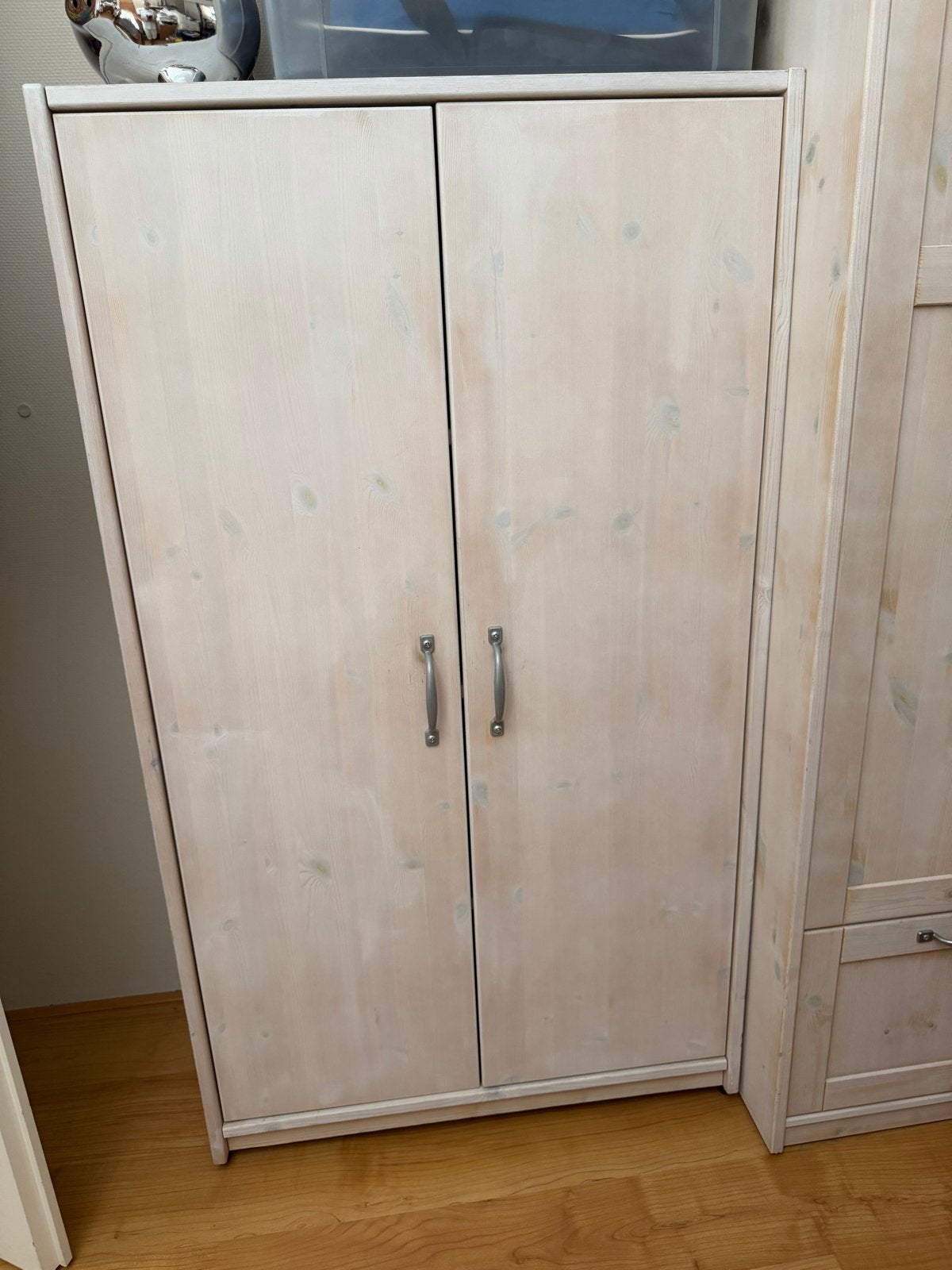Lifetime kast met deuren en planken whitewash, Ophalen, Gebruikt, 50 tot 100 cm, 25 tot 50 cm