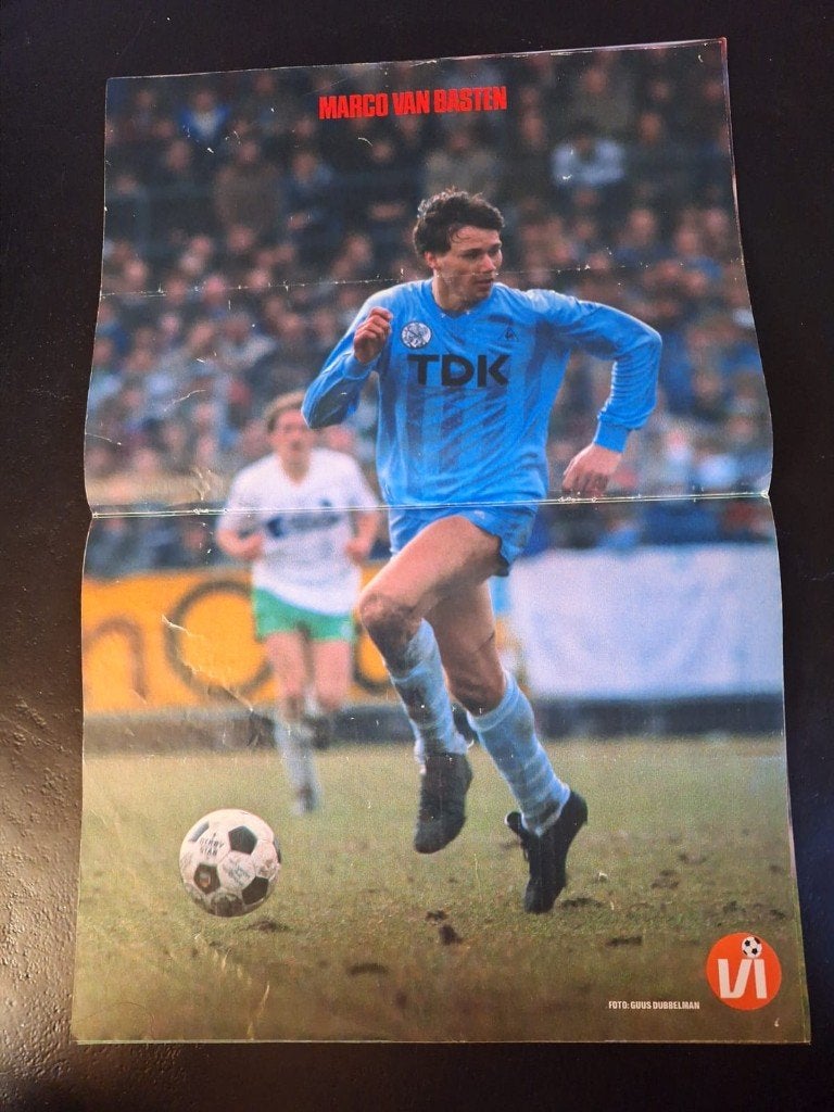 Oud poster Marco van Basten - Ajax - TDK, Ophalen of Verzenden, Zo goed als nieuw, Ajax, Poster, Plaatje of Sticker
