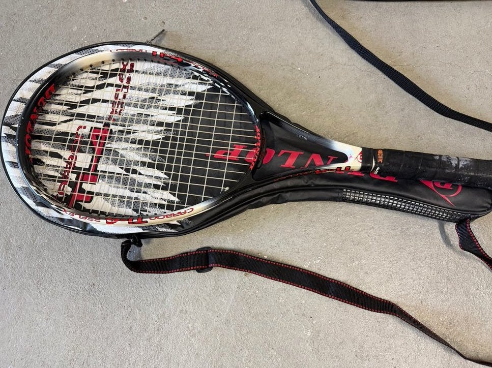 Dunlop Ti-4 Reflex tennisracket met hoes, Sport en Fitness, Tennis, Ophalen, Gebruikt, L4, Racket
