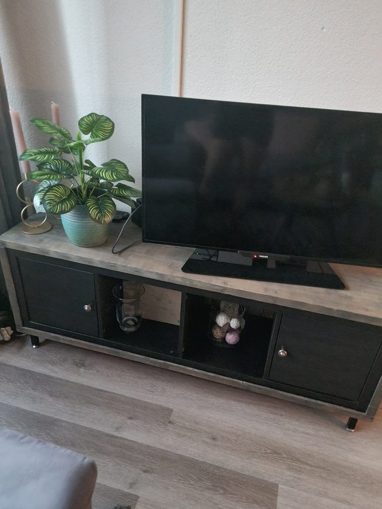 Robuuste TV-kast van steigerhout, Ophalen, Gebruikt, 150 tot 200 cm, Minder dan 100 cm