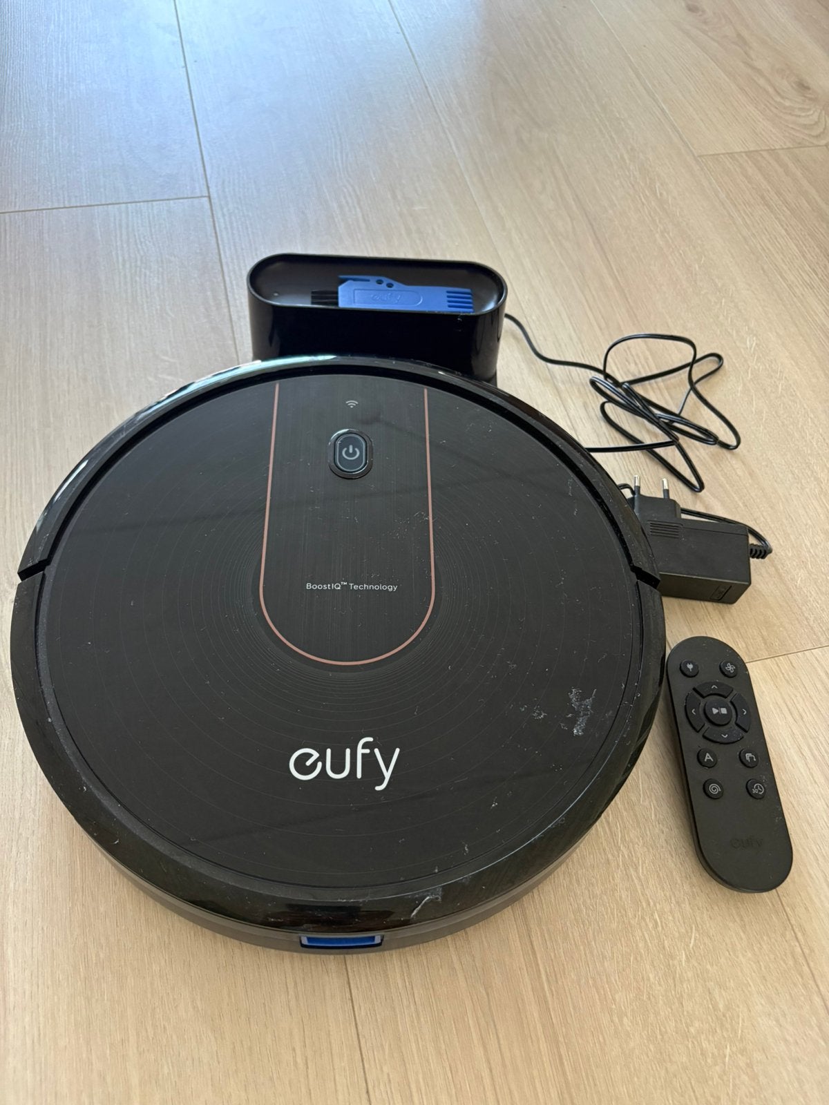 Eufy RoboVac 15C Robotstofzuiger met WiFi + originele doos, Ophalen, Gebruikt, Robotstofzuiger, Overige merken
