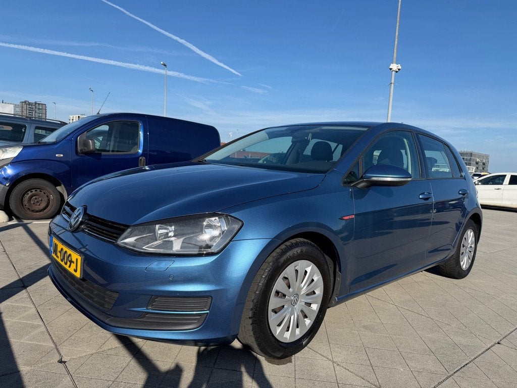 Volkswagen Golf 1.2 TSI Trendline Gti Spoiler en Uitlaat Air, Auto's, Voorwielaandrijving, Euro 5, 86 pk, Gebruikt