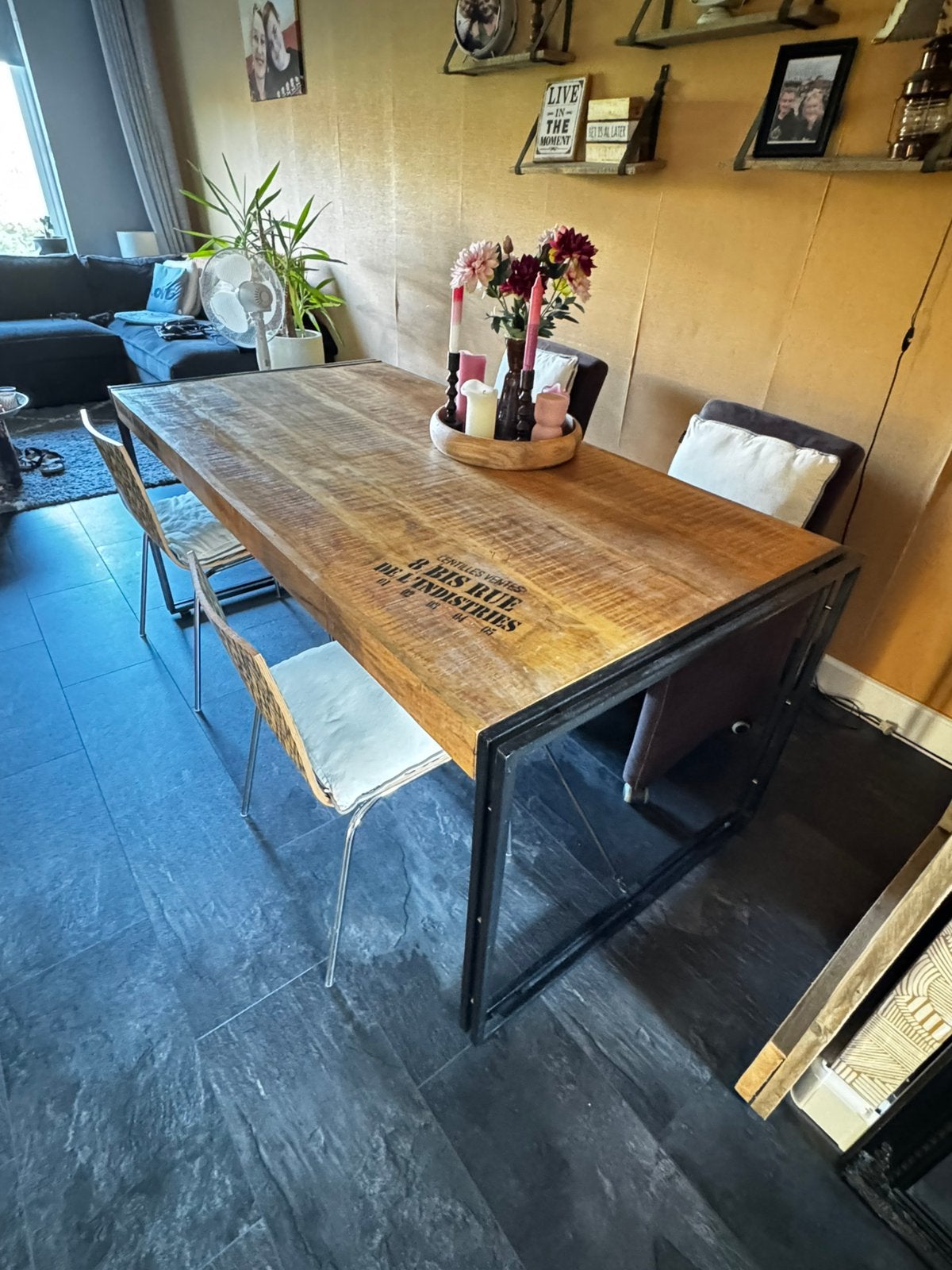 Mamgo eet tafel als nieuw, Ophalen, Zo goed als nieuw, Rond, 50 tot 100 cm