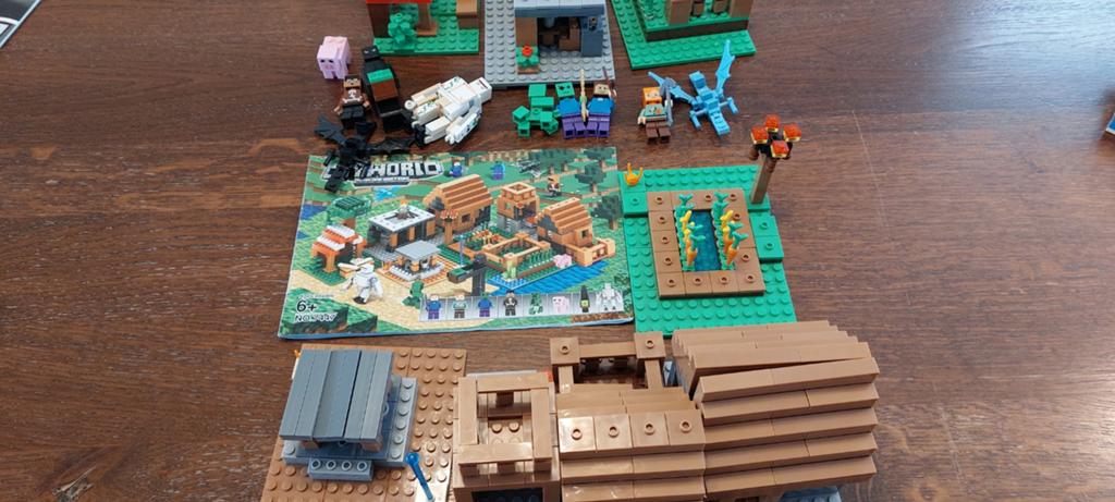 Minecraft The Village (21128) - Aliexpress variant, Ophalen of Verzenden, Gebruikt, Overige merken