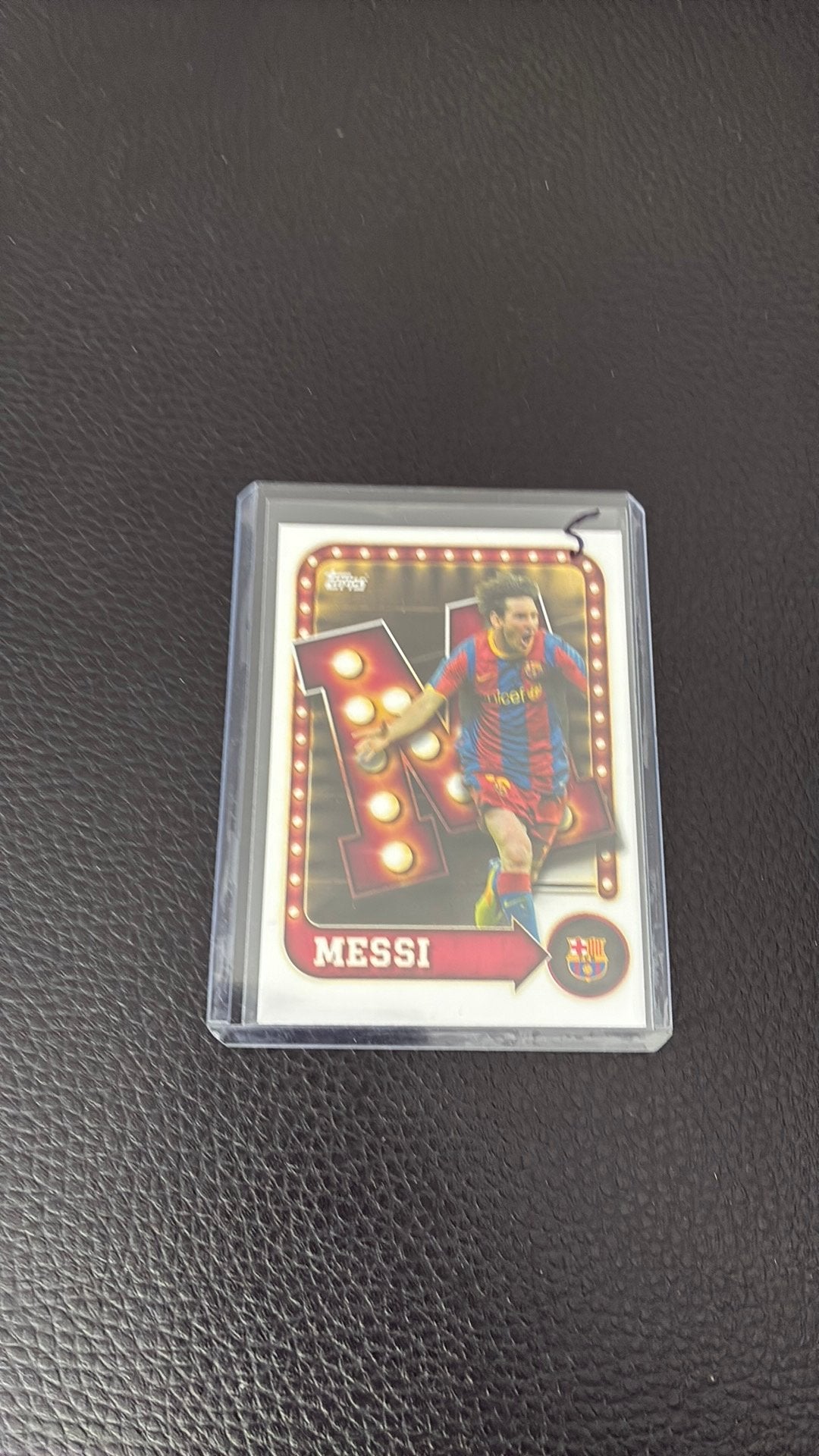 Topps Barca Lionel messi, Ophalen of Verzenden, Zo goed als nieuw