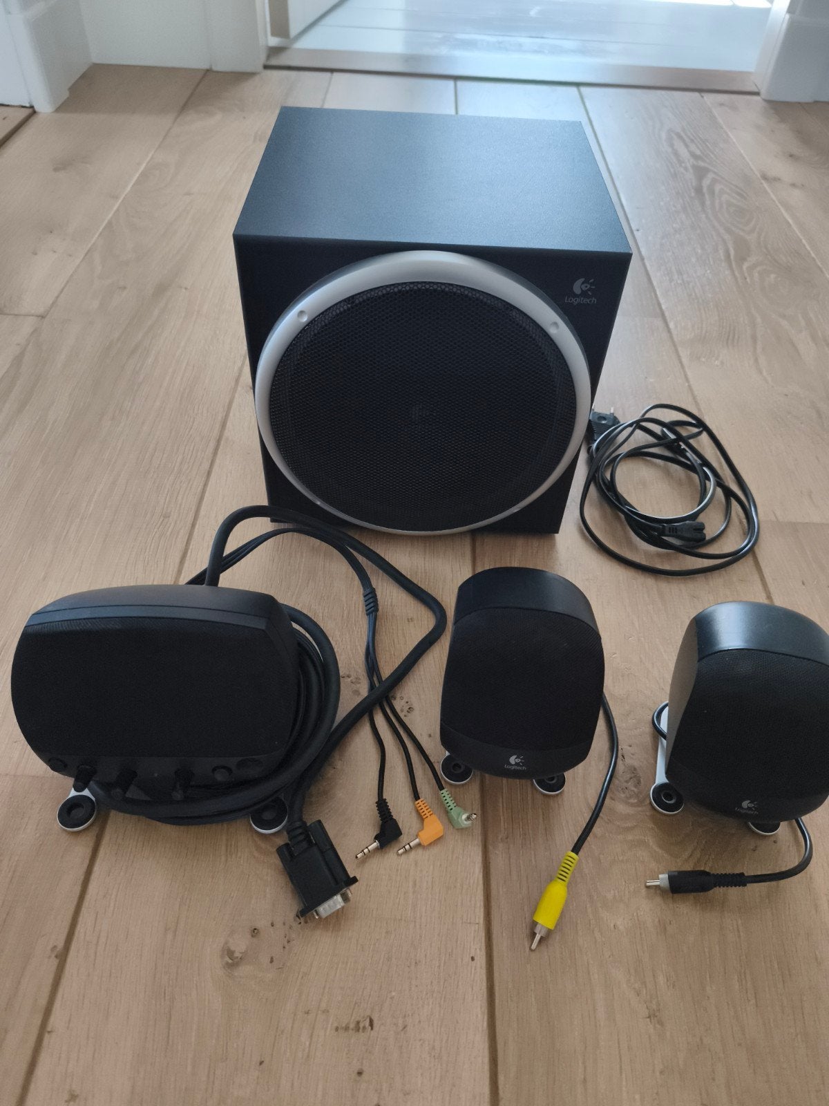 Logitech Z-640 3.1 Surround Sound Speakerset, Gebruikt, Verzenden, Logitech, Surroundset