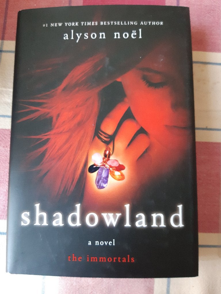 Alyson Noël:shadowland the immortals.3 delen Hardcover, Boeken, Ophalen of Verzenden, Gelezen, Alyson Noël