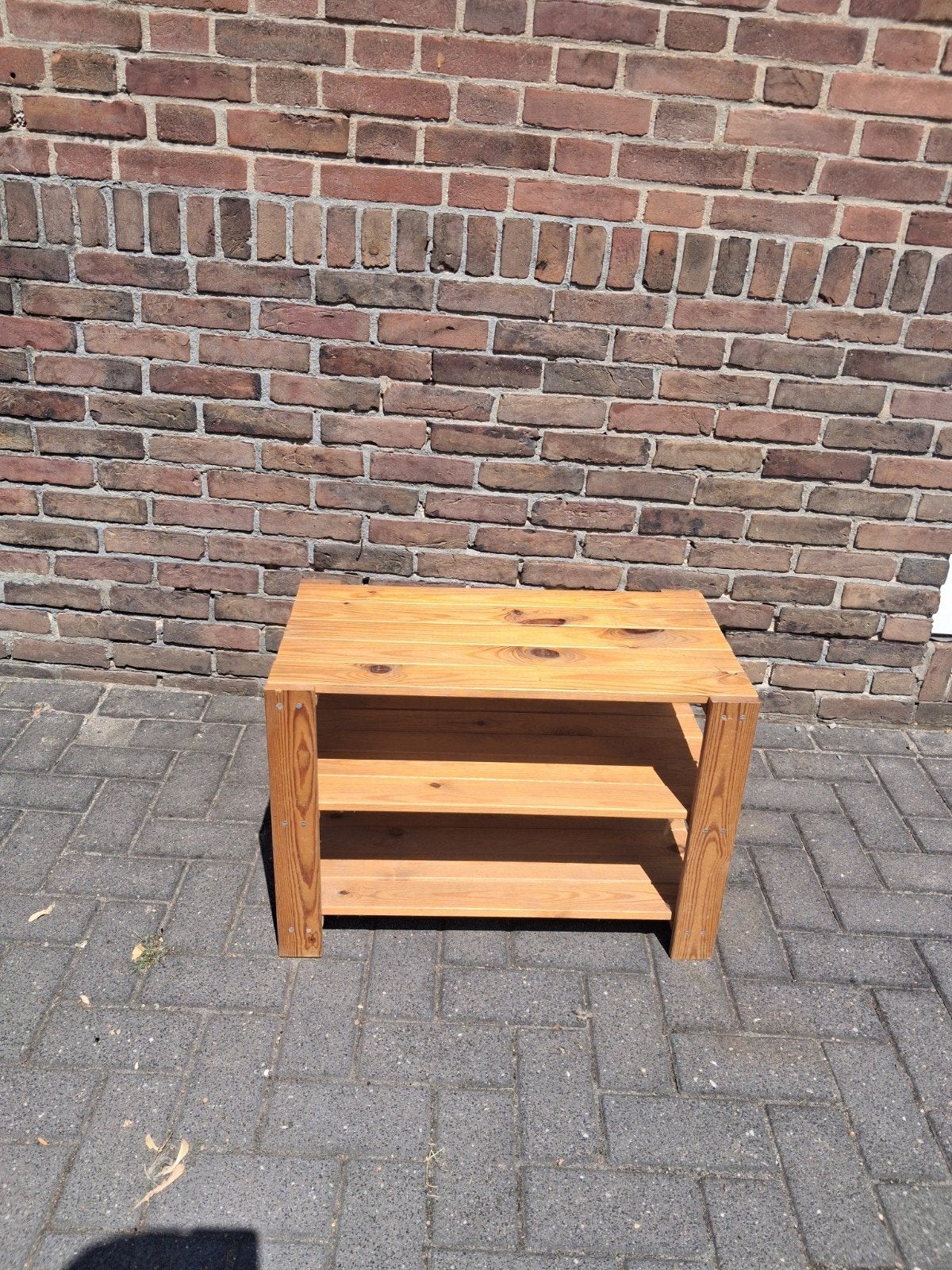Bijzet kastje., Ophalen
