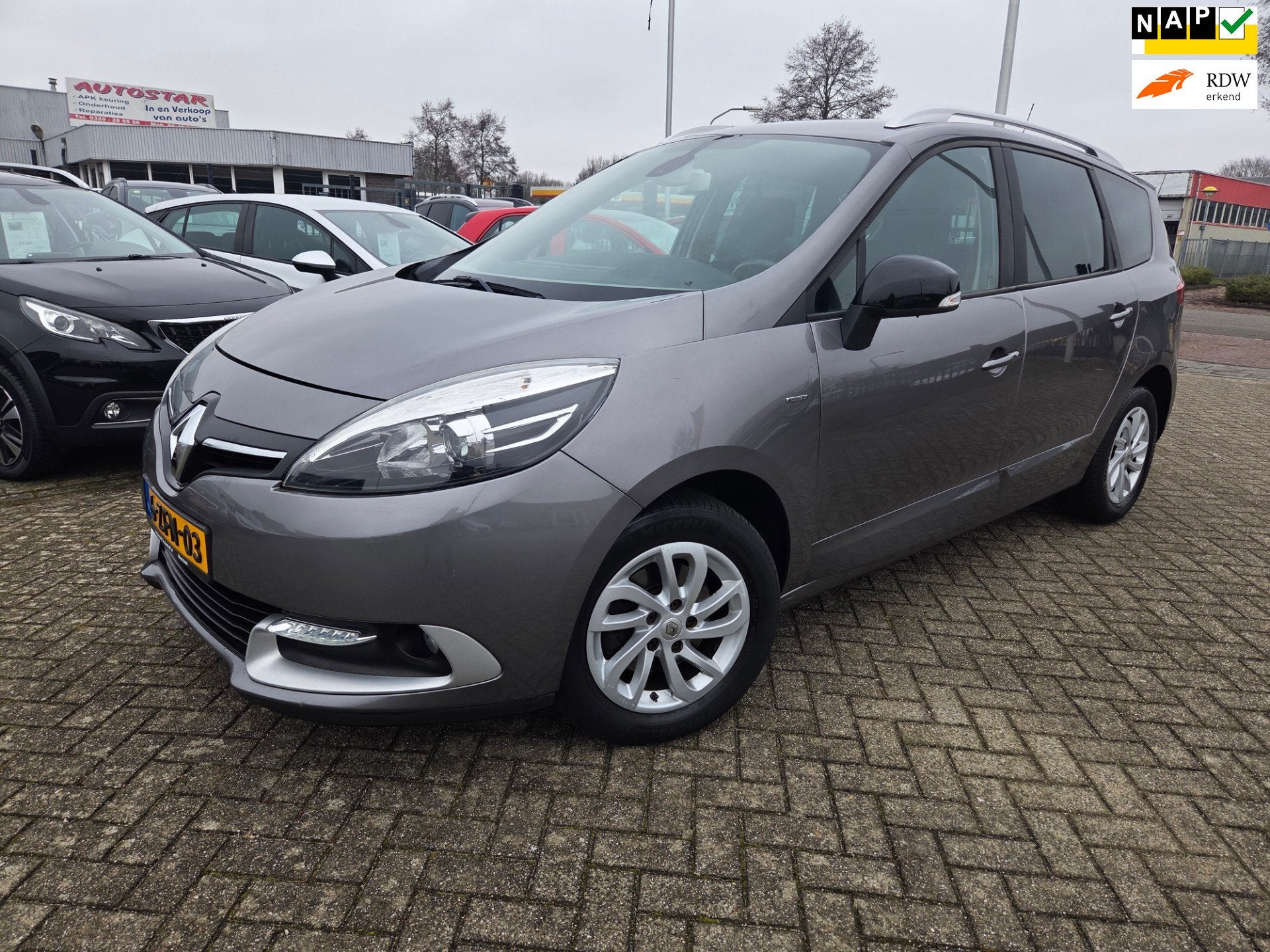 Renault Grand Scénic 1.2 Limited/NAVI/CRUISCONT/TREKHAK, Auto's, Voorwielaandrijving, Gebruikt, 4 cilinders, 132 pk
