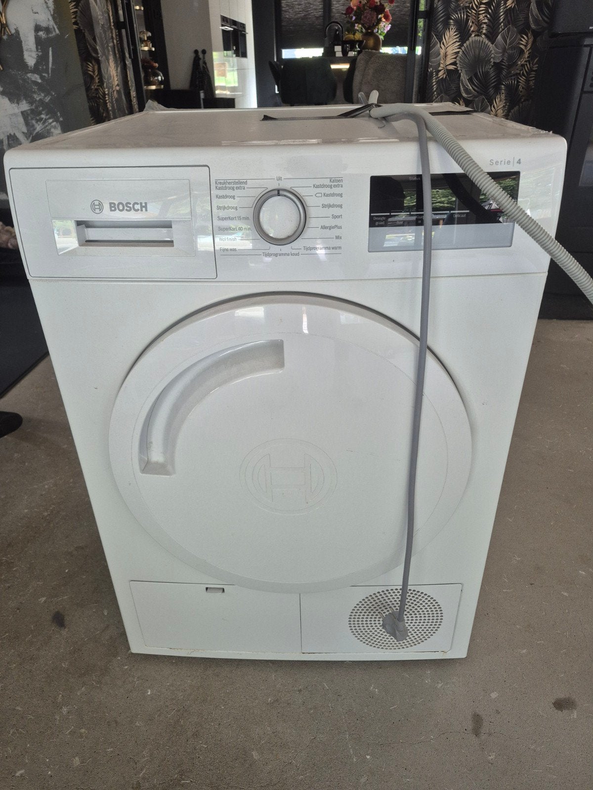 Bosch Serie 4 WTN83272NL Condensdroger, Ophalen, Gebruikt, 8 tot 10 kg, Voorlader